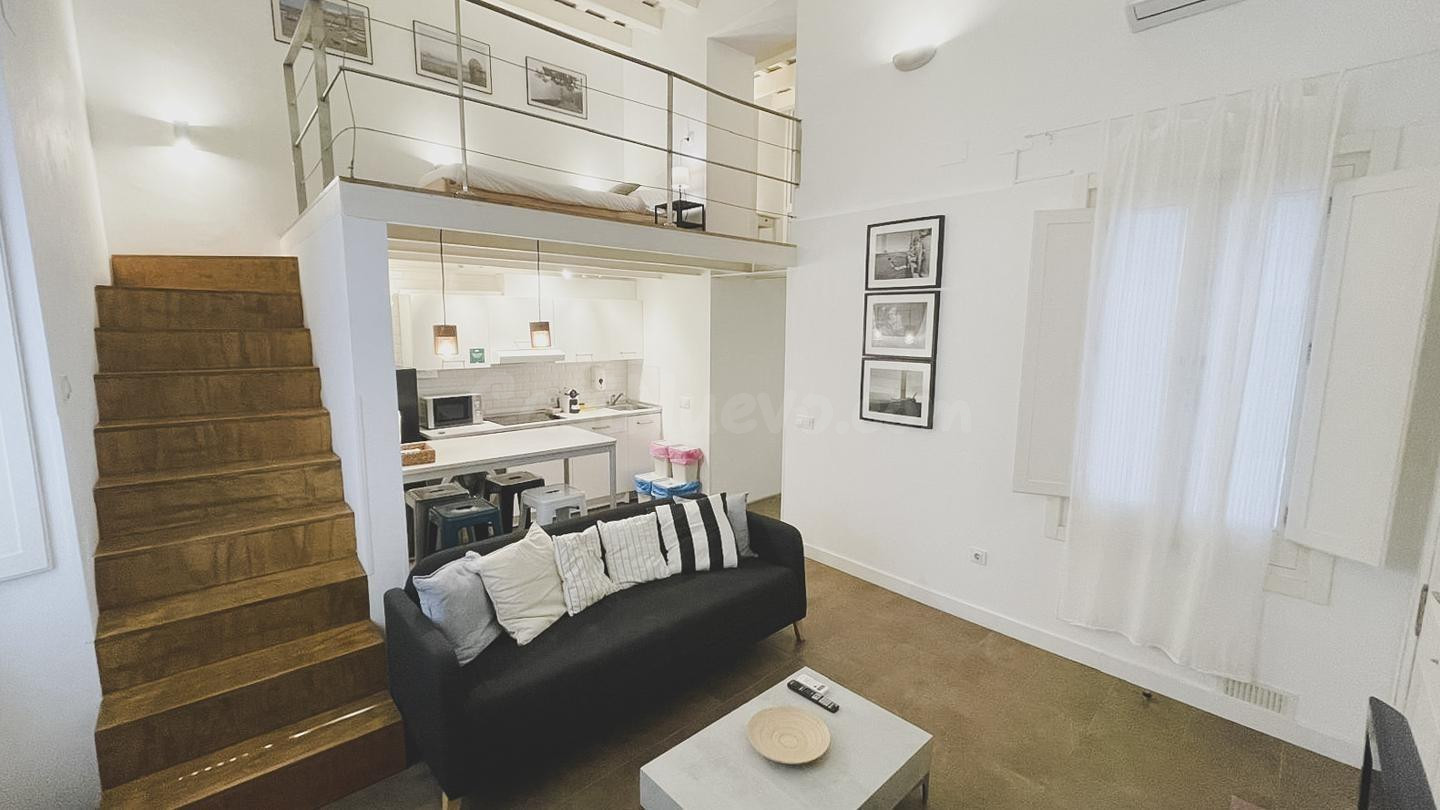 Bonito apartamento duplex,  junto a la Alameda - foto 3