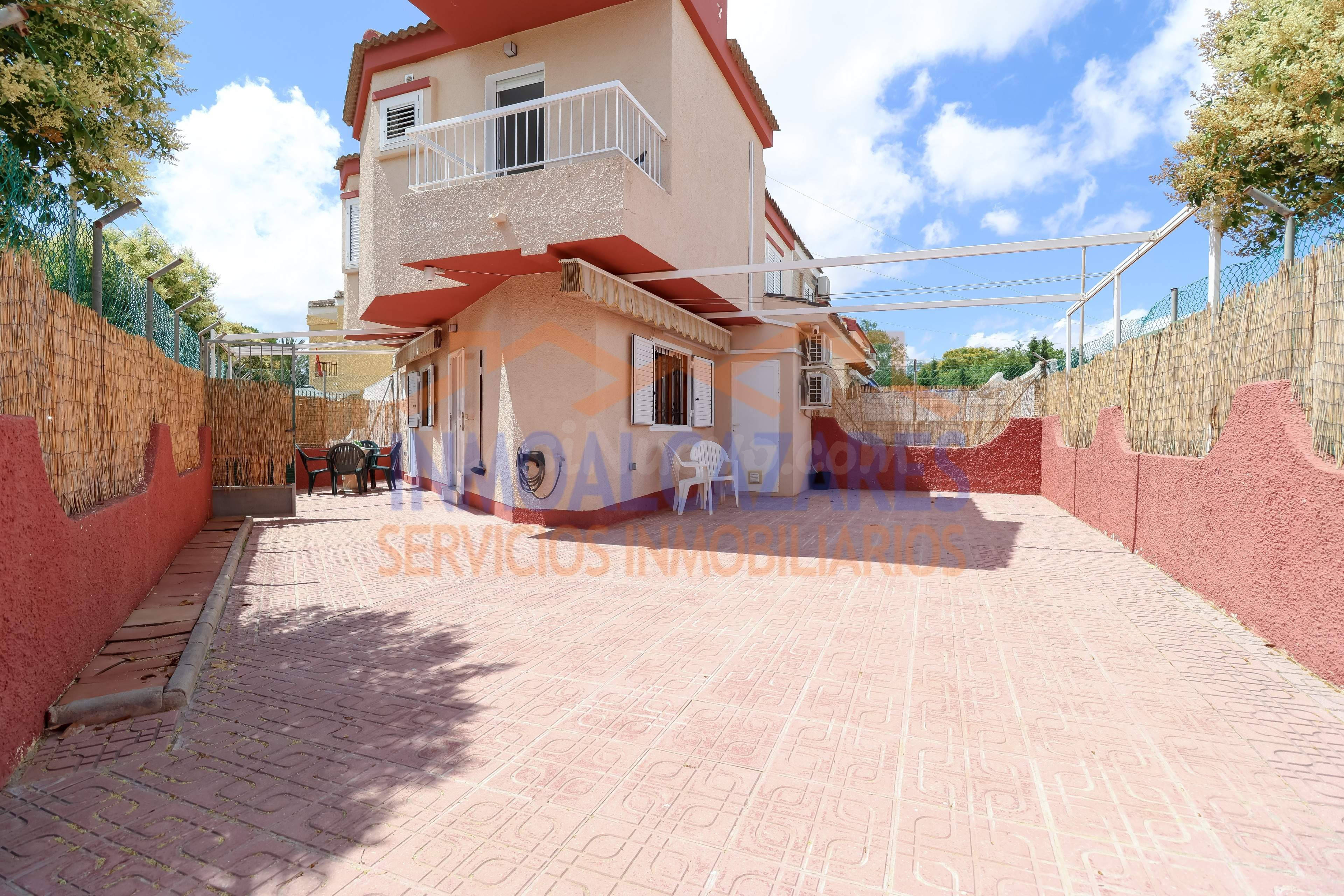 ESTUPENDO DÚPLEX CON JARDÍN EN ESQUINA, DE 2 habitaciones, A - foto 2