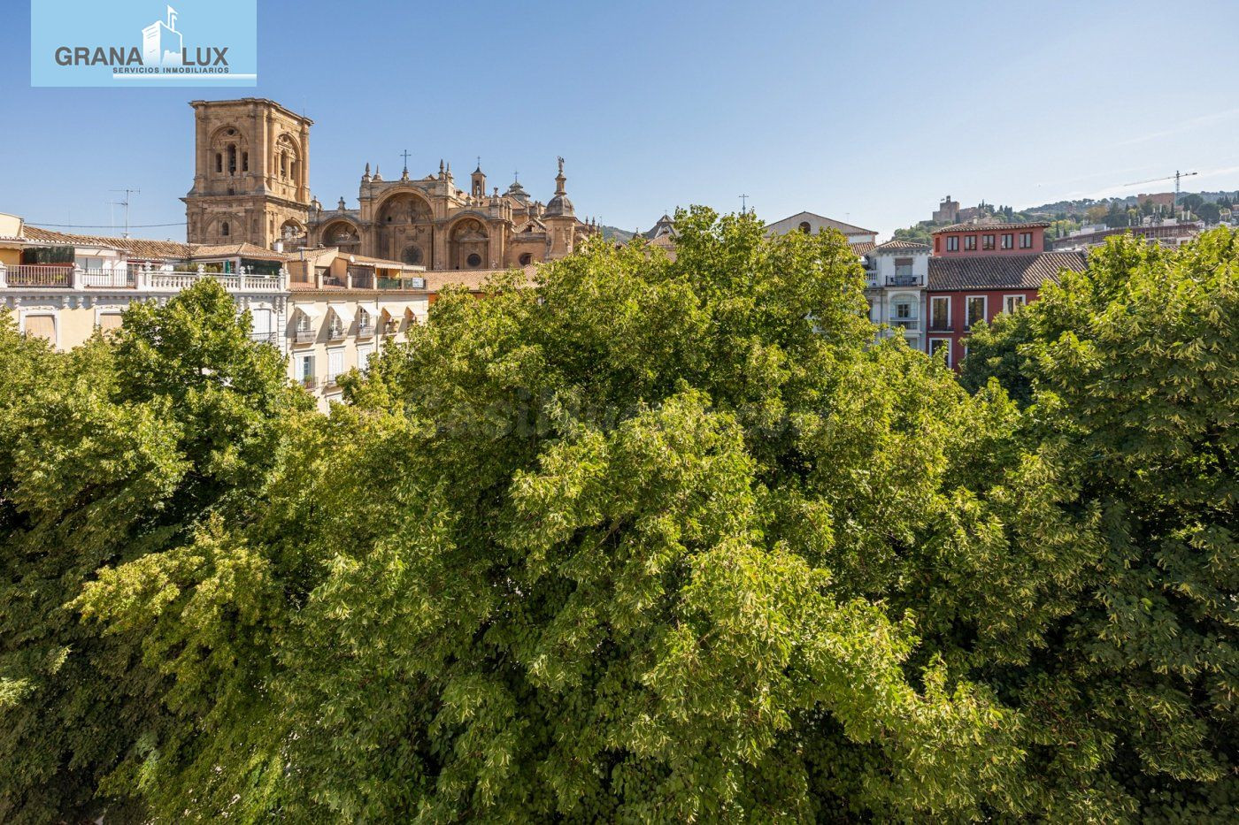 A LA VENTA EDIFICIO EN PLAZA BIB-RAMBLA