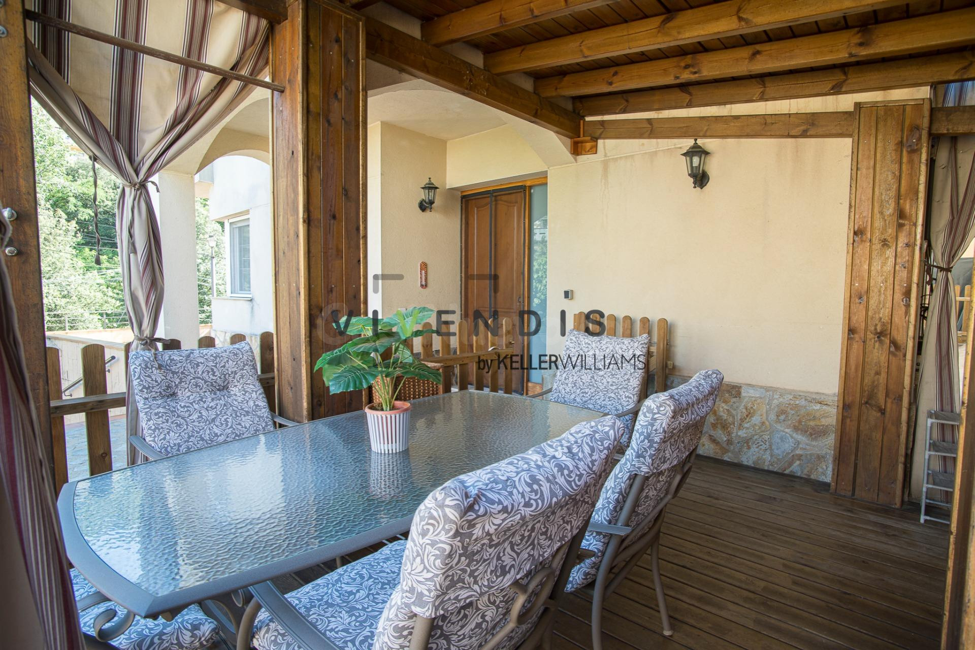 CASA REFORMADA EN BONREPOS · CORBERA DE LLOBREGAT