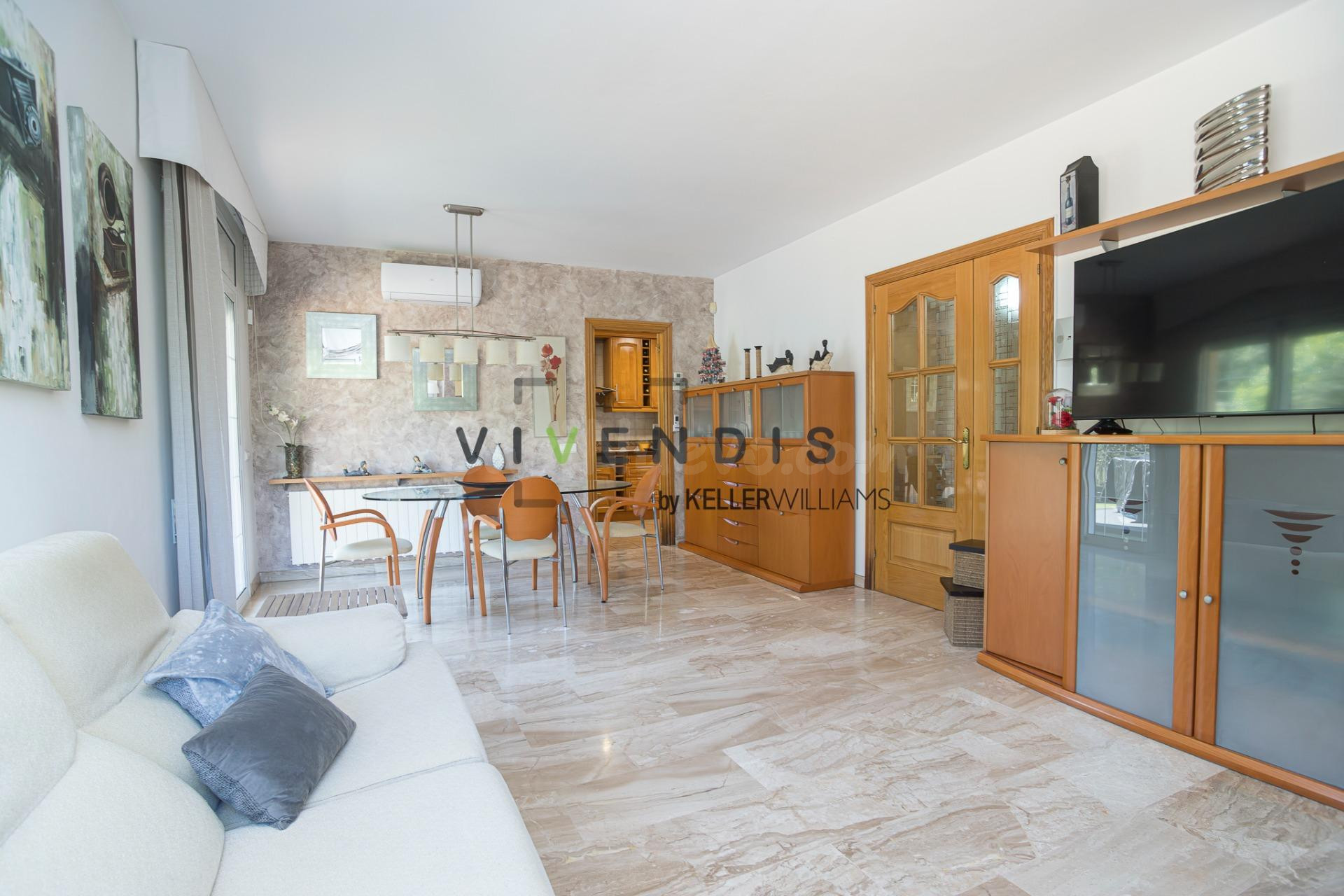 CASA REFORMADA EN BONREPOS · CORBERA DE LLOBREGAT - foto 4