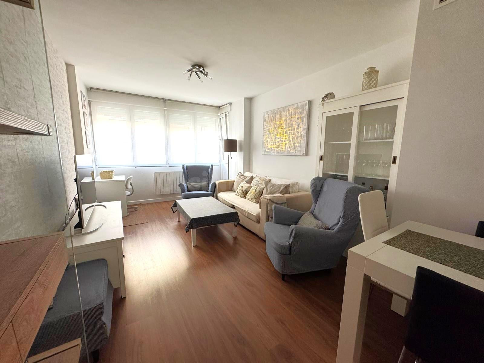 Exclusiva vivienda reformada en una de las zonas más demandadas de Cádiz - foto 4
