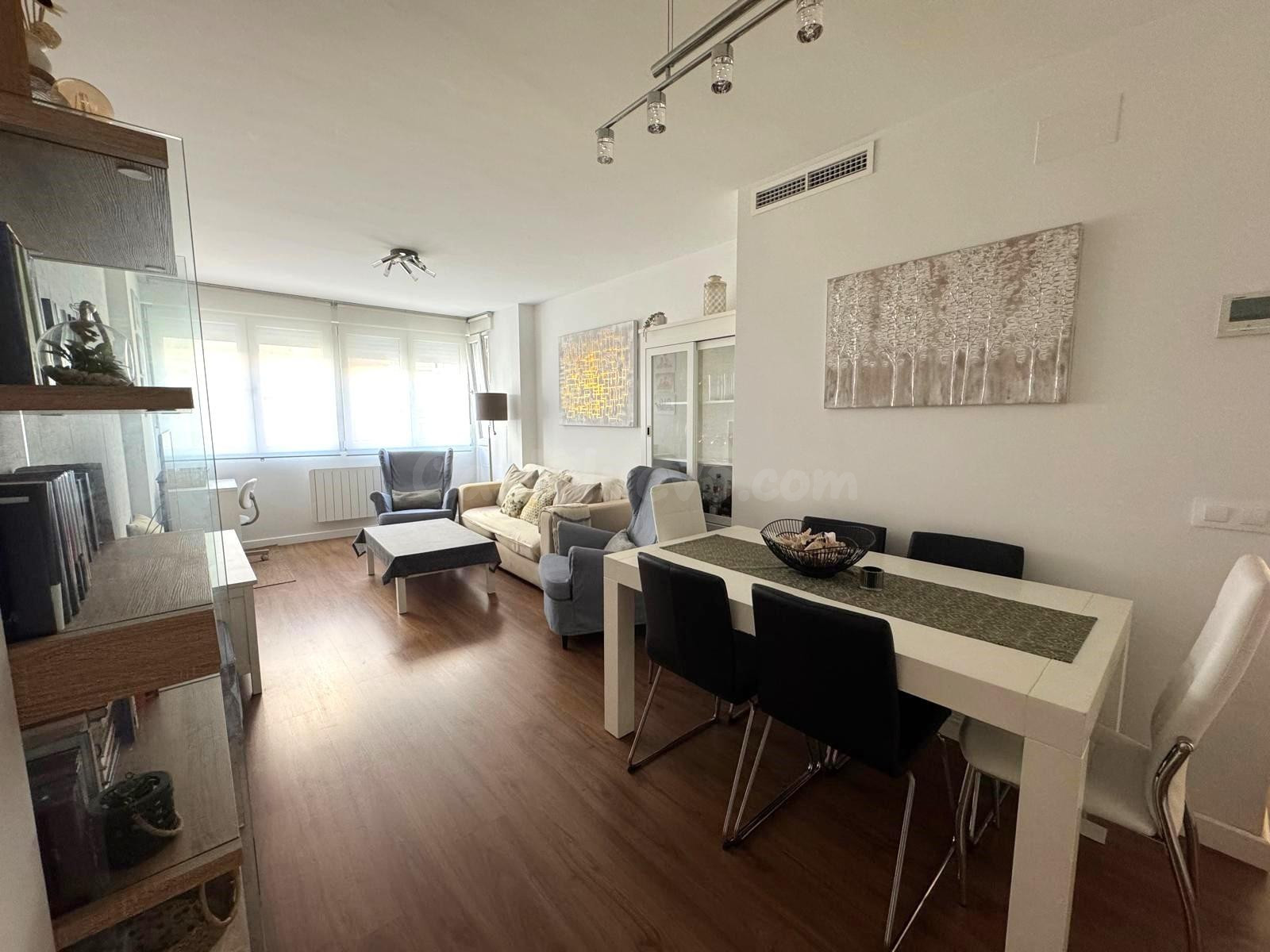 Exclusiva vivienda reformada en una de las zonas más demandadas de Cádiz - foto 5