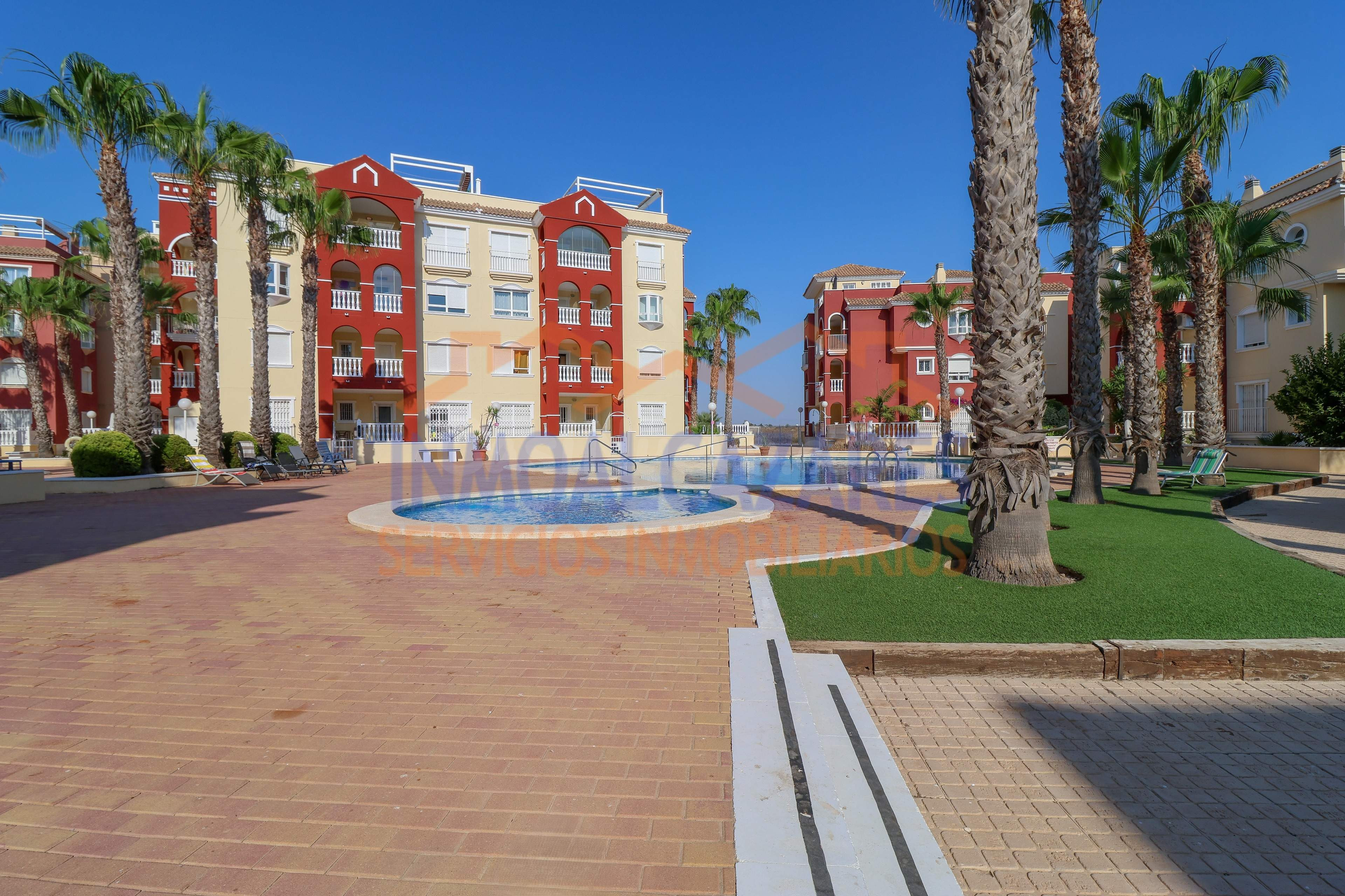 ÁTICO DE 2 habitaciones, SOLARIUM PRIVADO Y PISCINA COMUNITA - foto 5