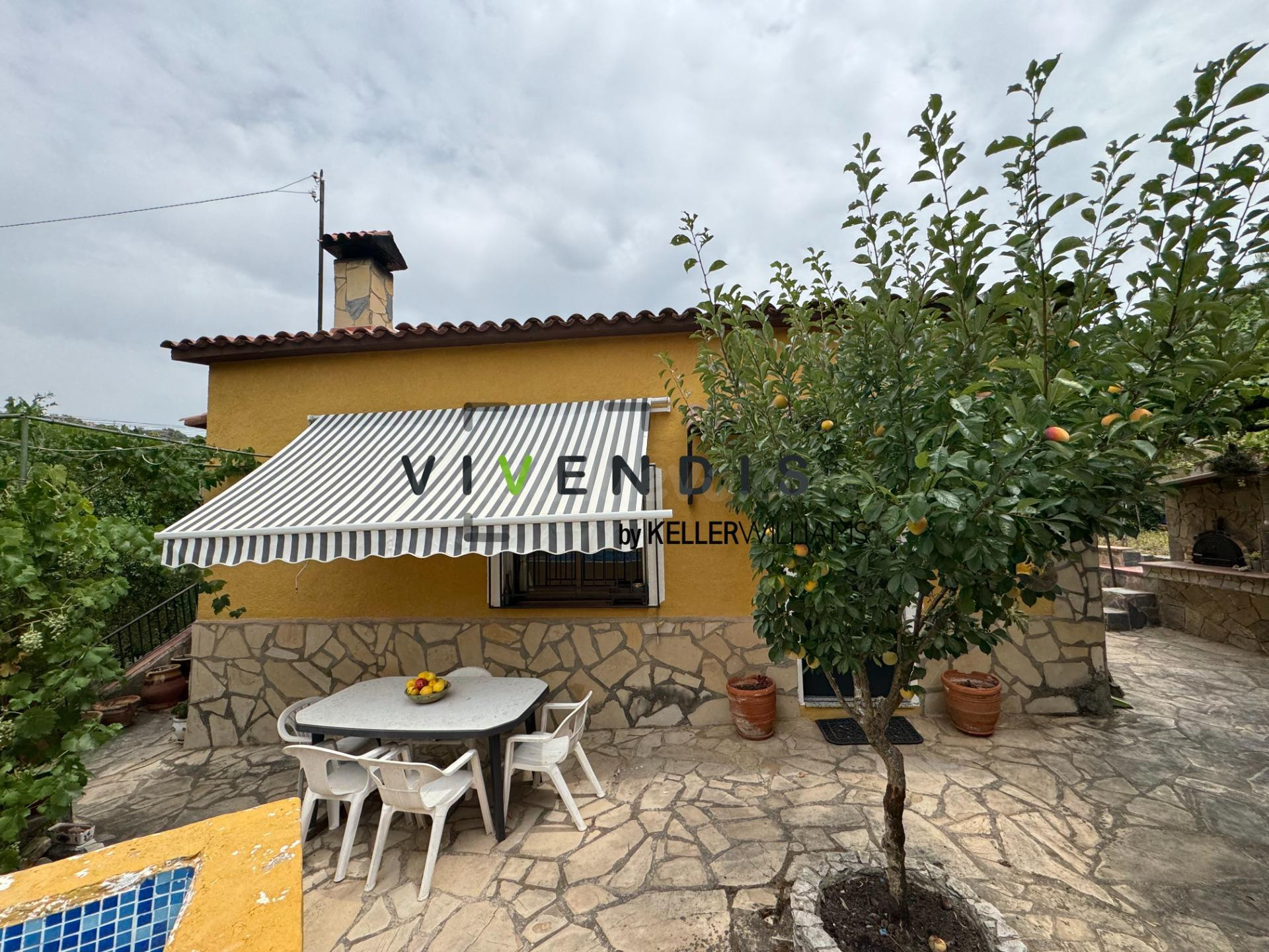 Casa con terreno 3 habitaciones 81m² en venta - Can canonge