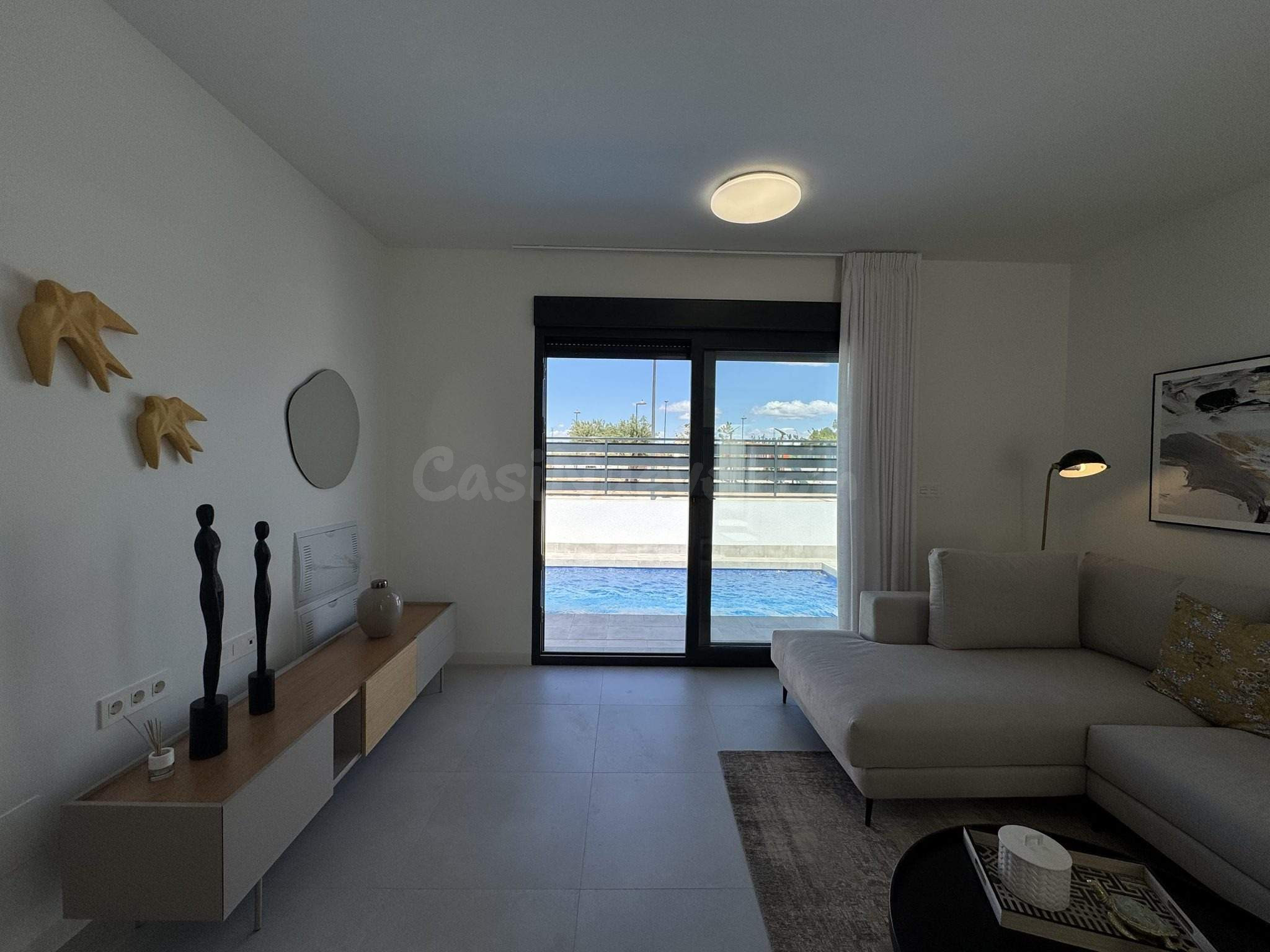 VILLA DE OBRA NUEVA, CON 2 ó 3 habitaciones, SOLARIUM Y PISC - foto 5