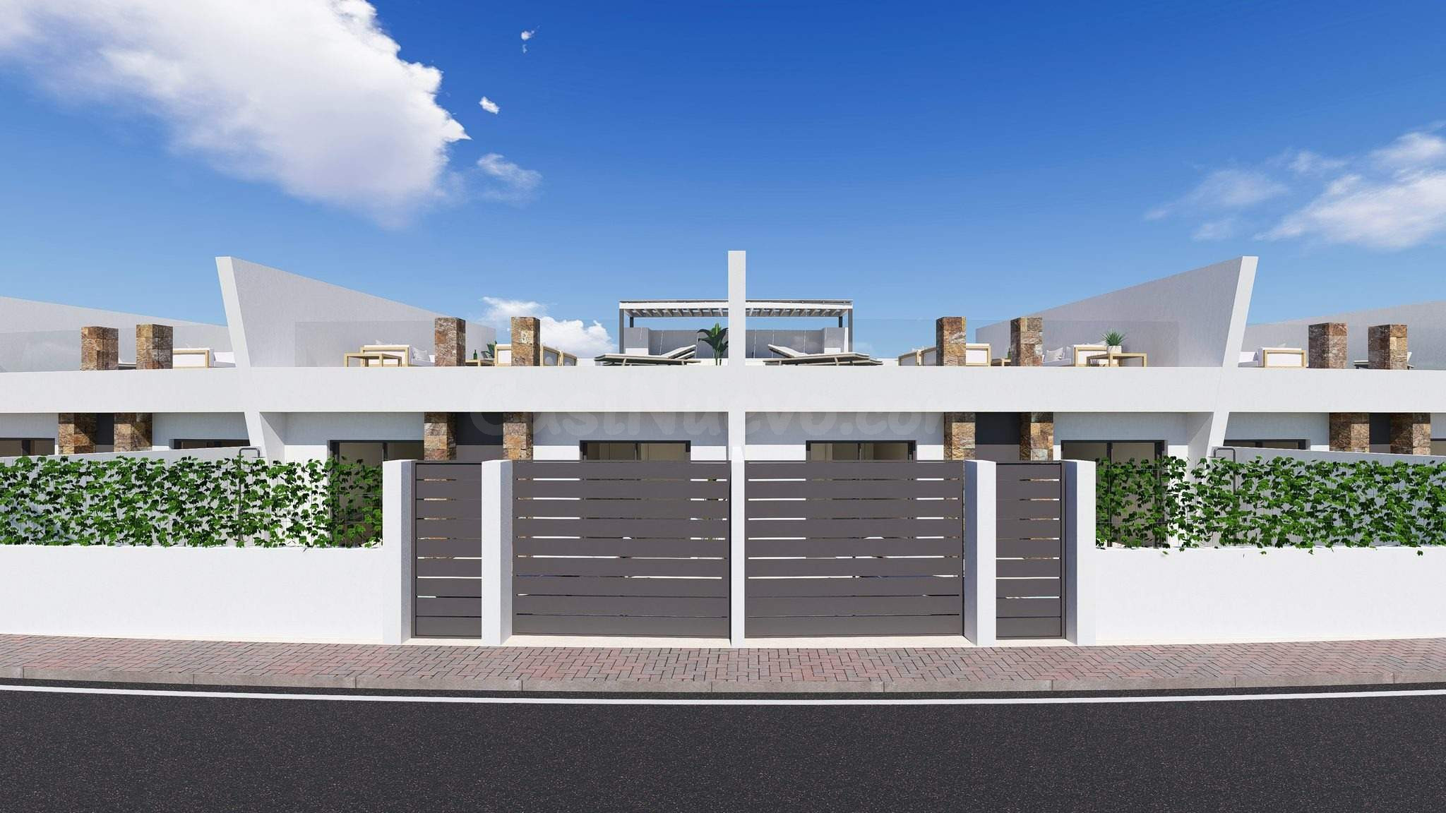 VILLA DE OBRA NUEVA, CON 2 habitaciones Y 2 BAÑOS, SOLARIUM  - foto 2