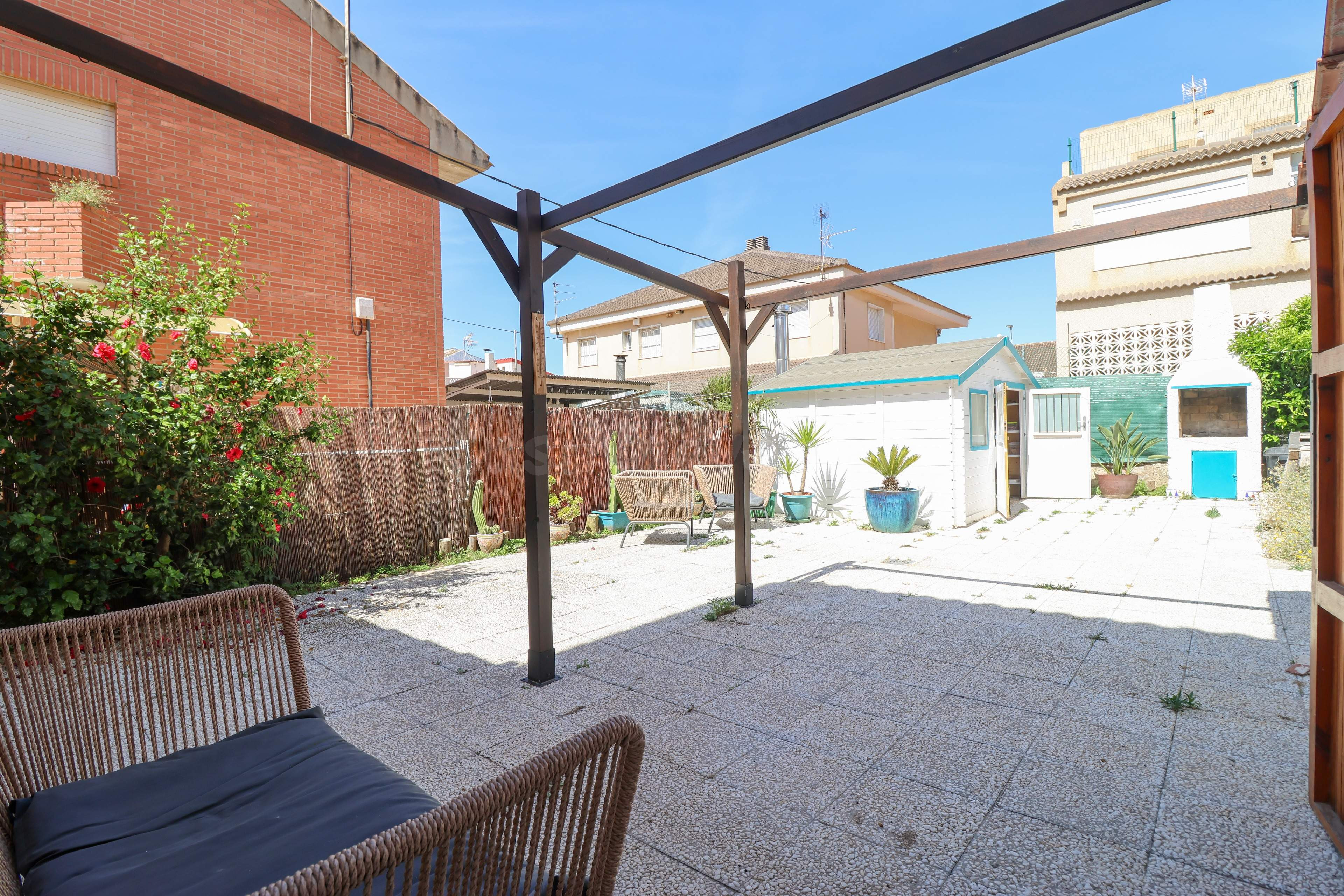 A SOLO 350m DEL MAR, DUPLEX CON JARDIN, 3 habitaciones Y 2 B