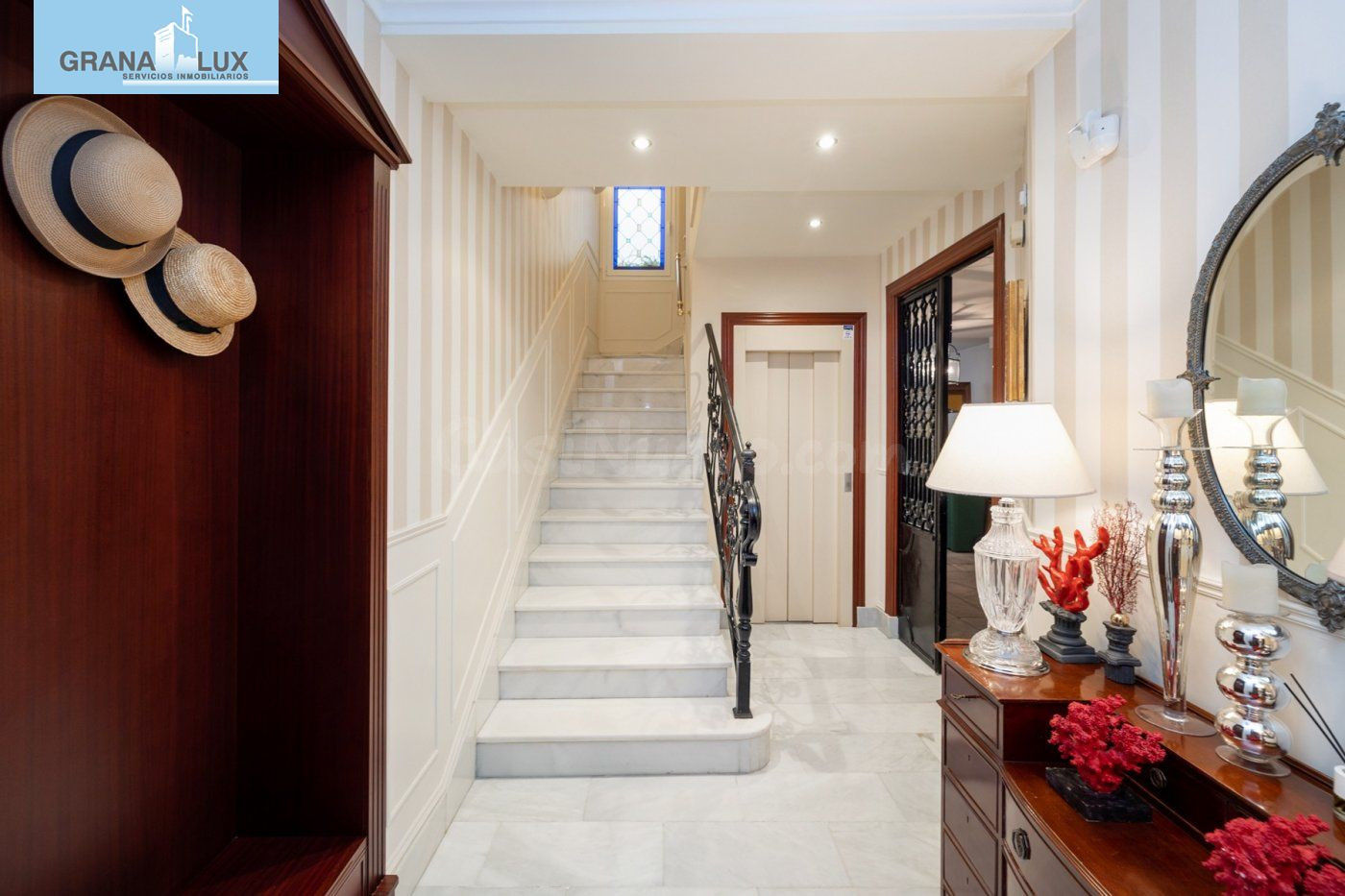FANTASTICA CASA EN PLAZA DE LOS LOBOS - foto 3