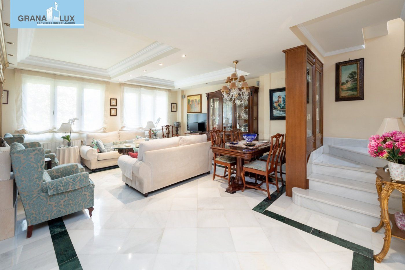 FANTASTICA CASA EN PLAZA DE LOS LOBOS - foto 4