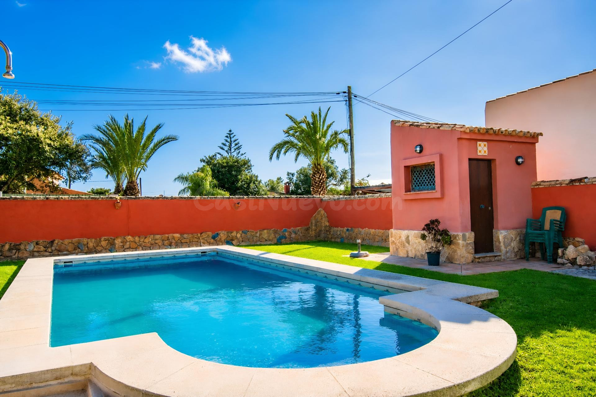 MAGNÍFICO CHALET EN LA ZONA DE LA RANA VERDE