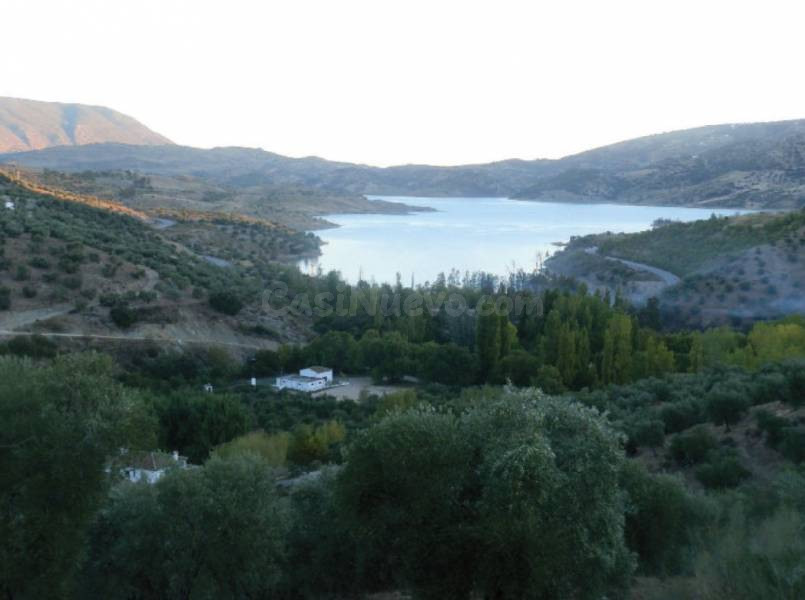 Venta de Finca con Camping en Sierra de Grazalema (Zahara) - foto 2