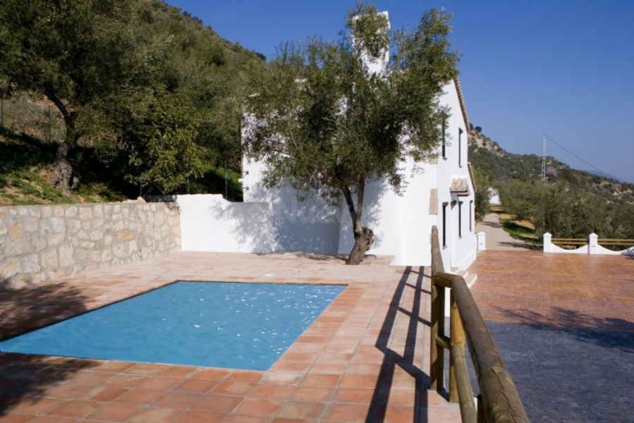 Venta de Chalet en Sierra de Cádiz - foto 2