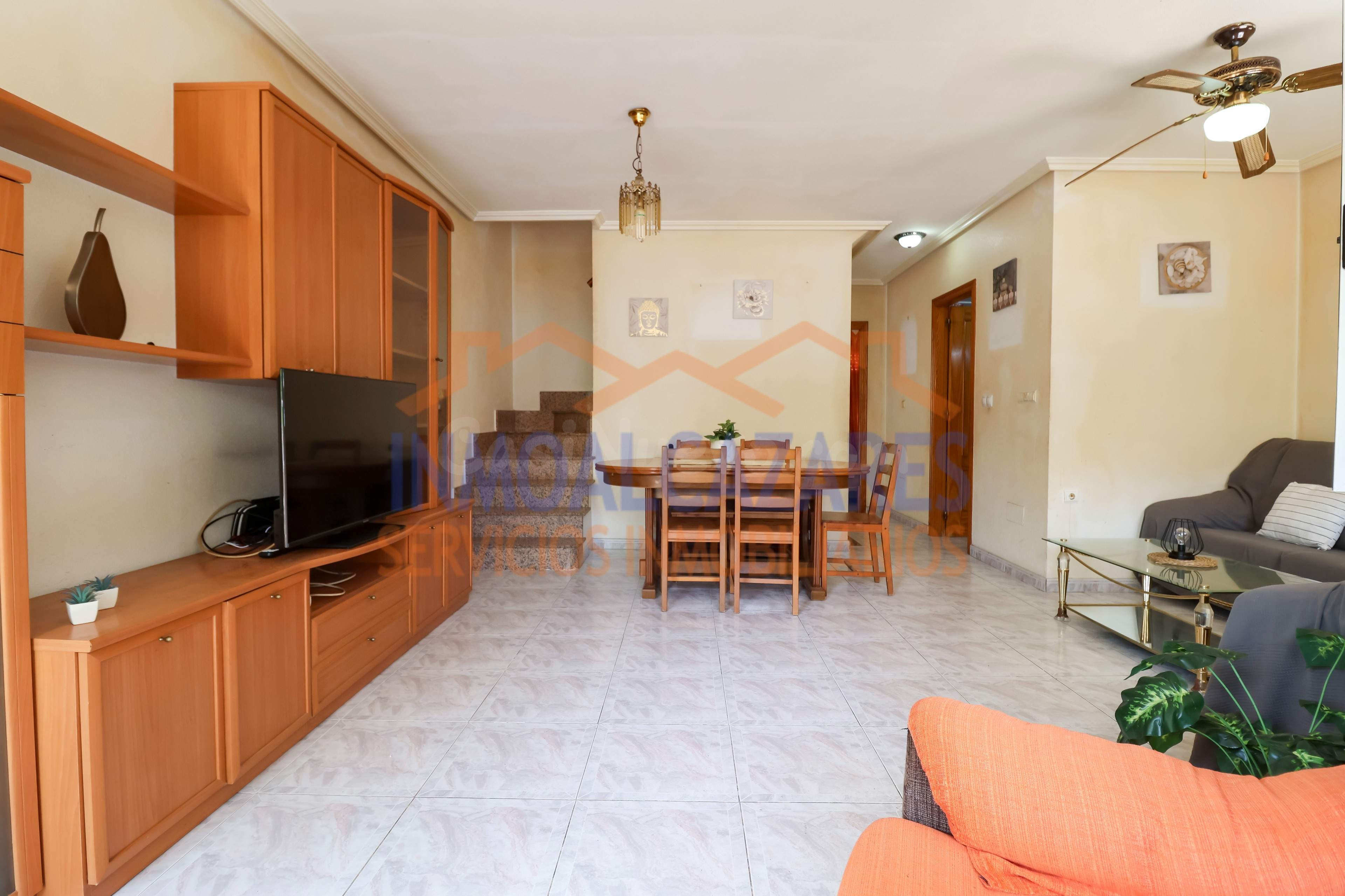DUPLEX DE 3 habitaciones, JARDIN, Y PATIO. EN LOS NAREJOS, L - foto 4