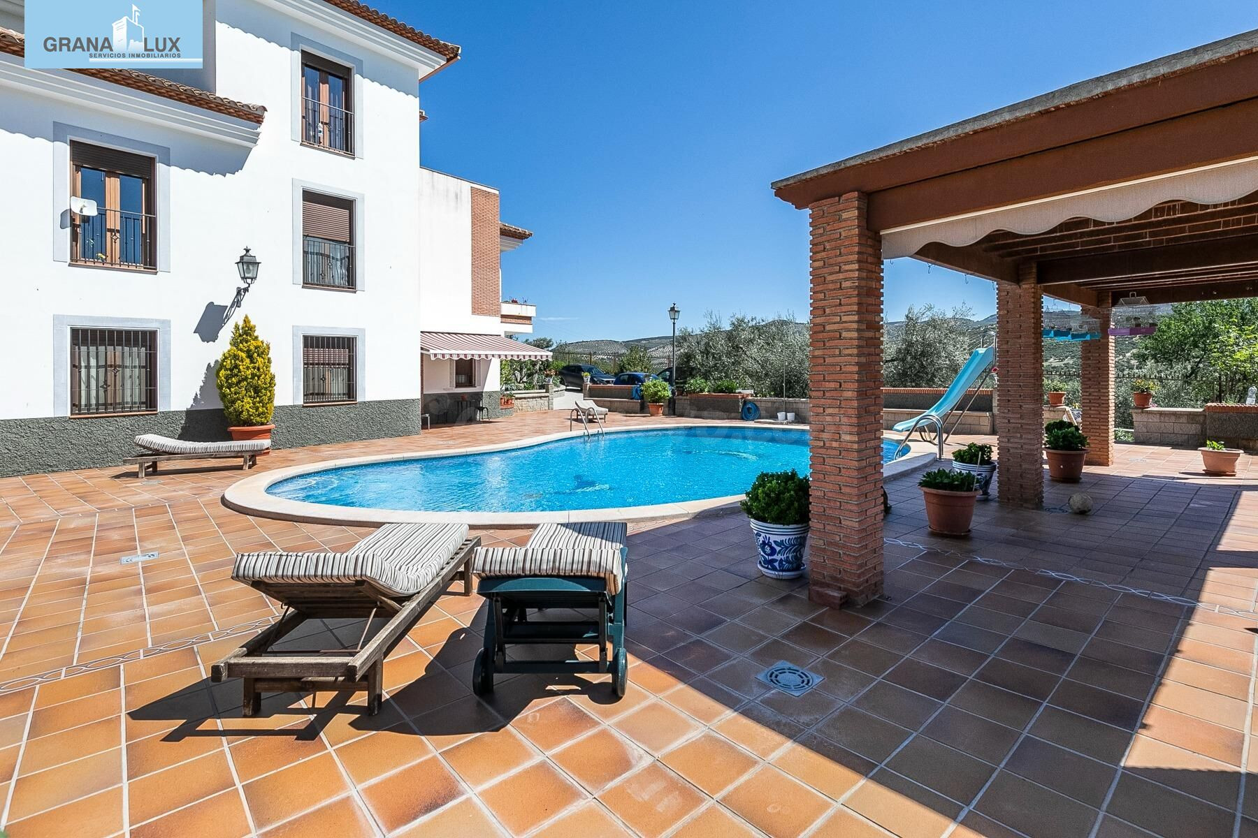Casa con terreno ubicada en plena naturaleza, a tan solo 2km - foto 4