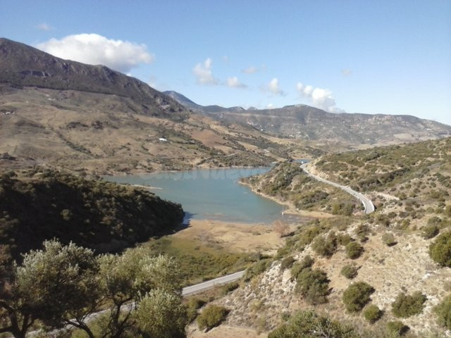 SE VENDE FINCA EN MONTECORTO CON VISTAS A SIERRA DE GRAZALEM - foto 2