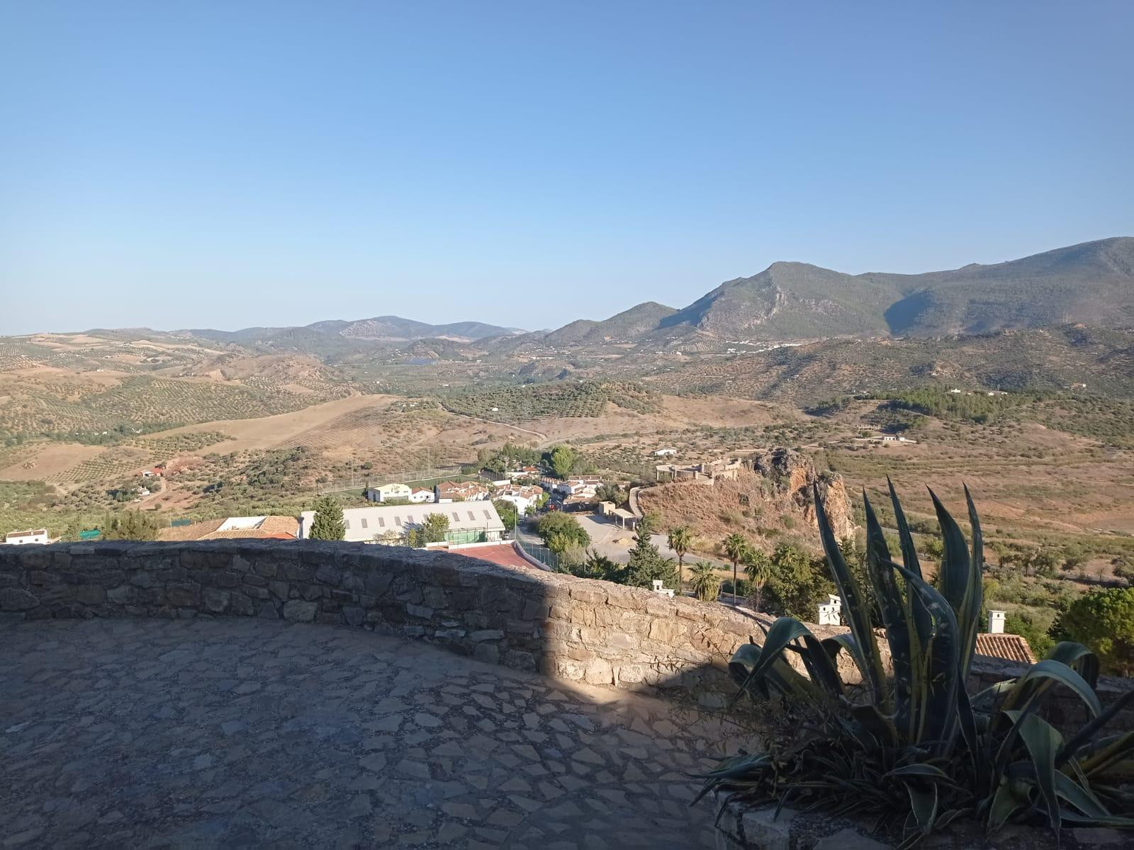 SE VENDE SOLAR EN ZAHARA DE LA SIERRA - foto 4