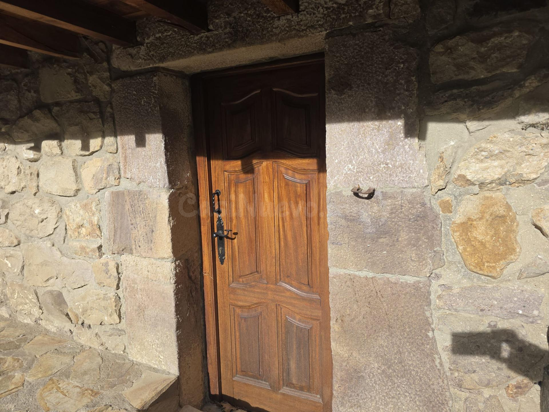 Se vende espectacular casa en Tudanca con aparcamiento - foto 5