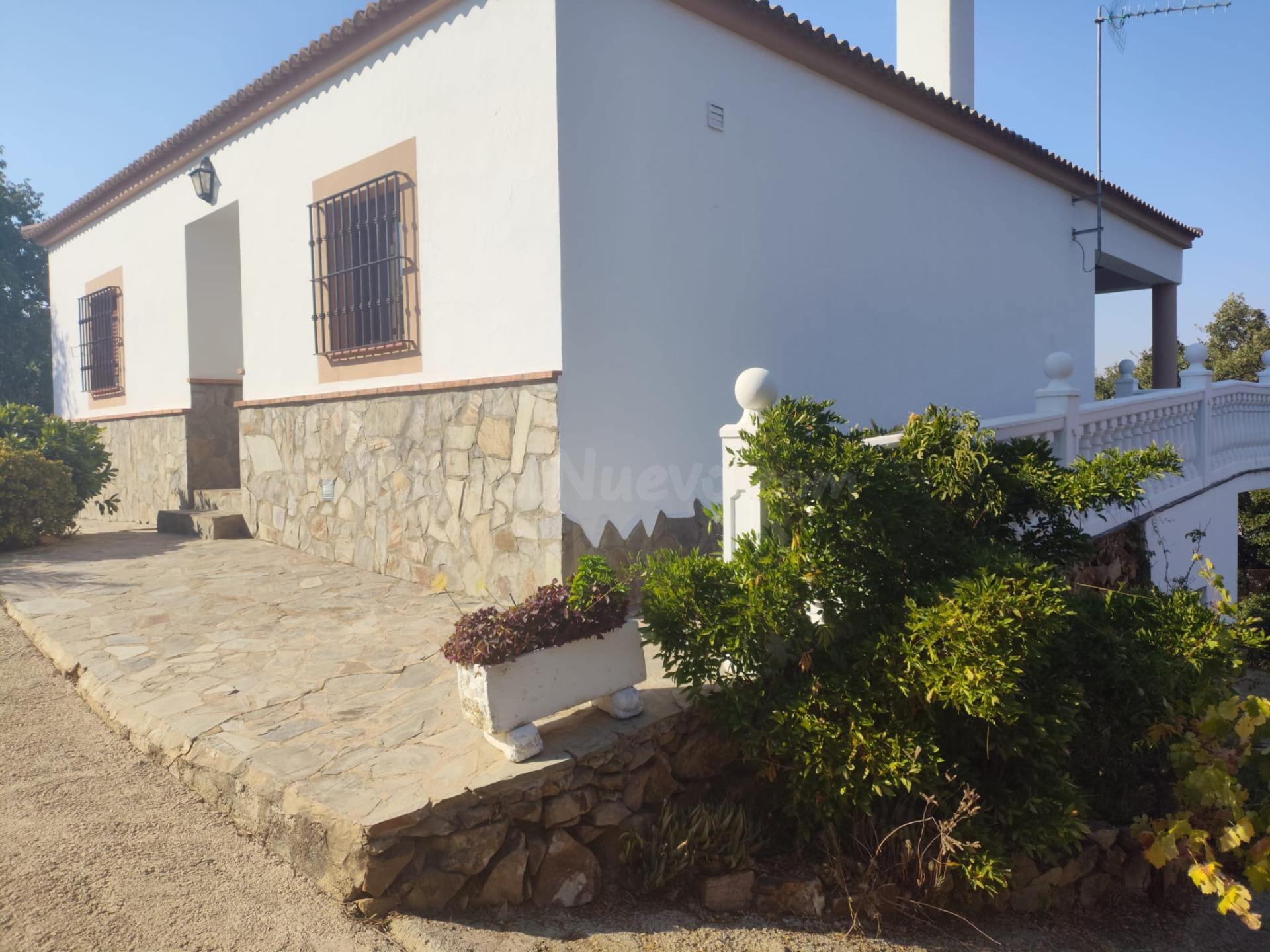 Venta de Chalet en El Jaral El Gastor - foto 5