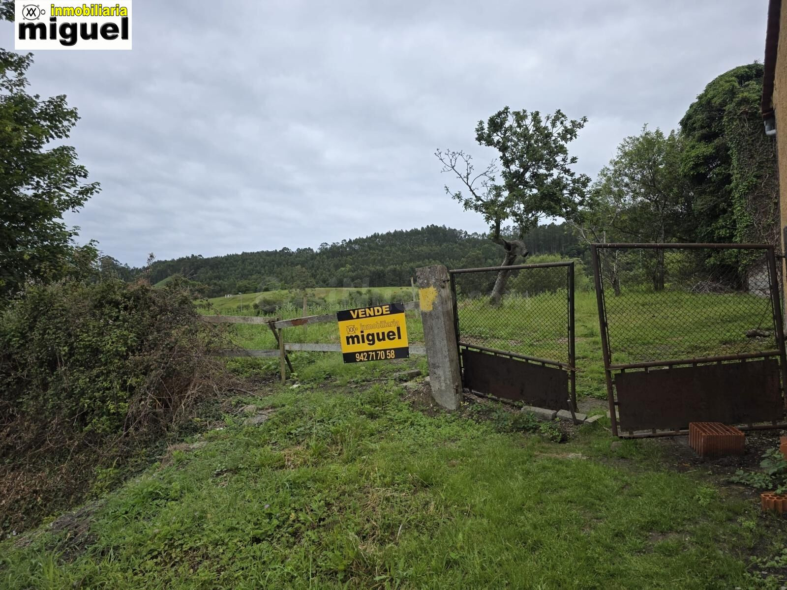 Oportunidad Única: Almacén en Ruinas con Potencial de Rehabilitación - foto 2