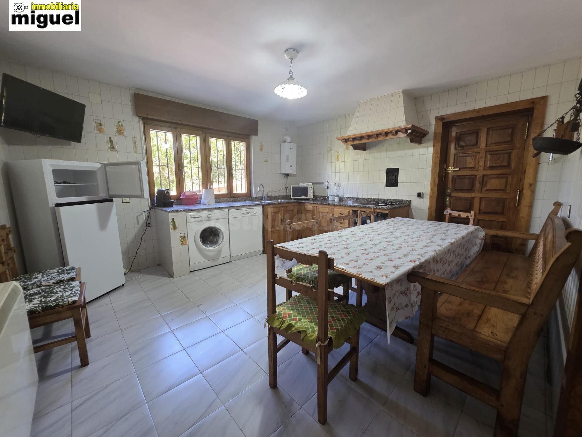 Chalet con parcela edificable de 2.476 m2 a 4 km de la Playa de La Franca | Tresgrandas (Llanes, Asturias) - foto 5