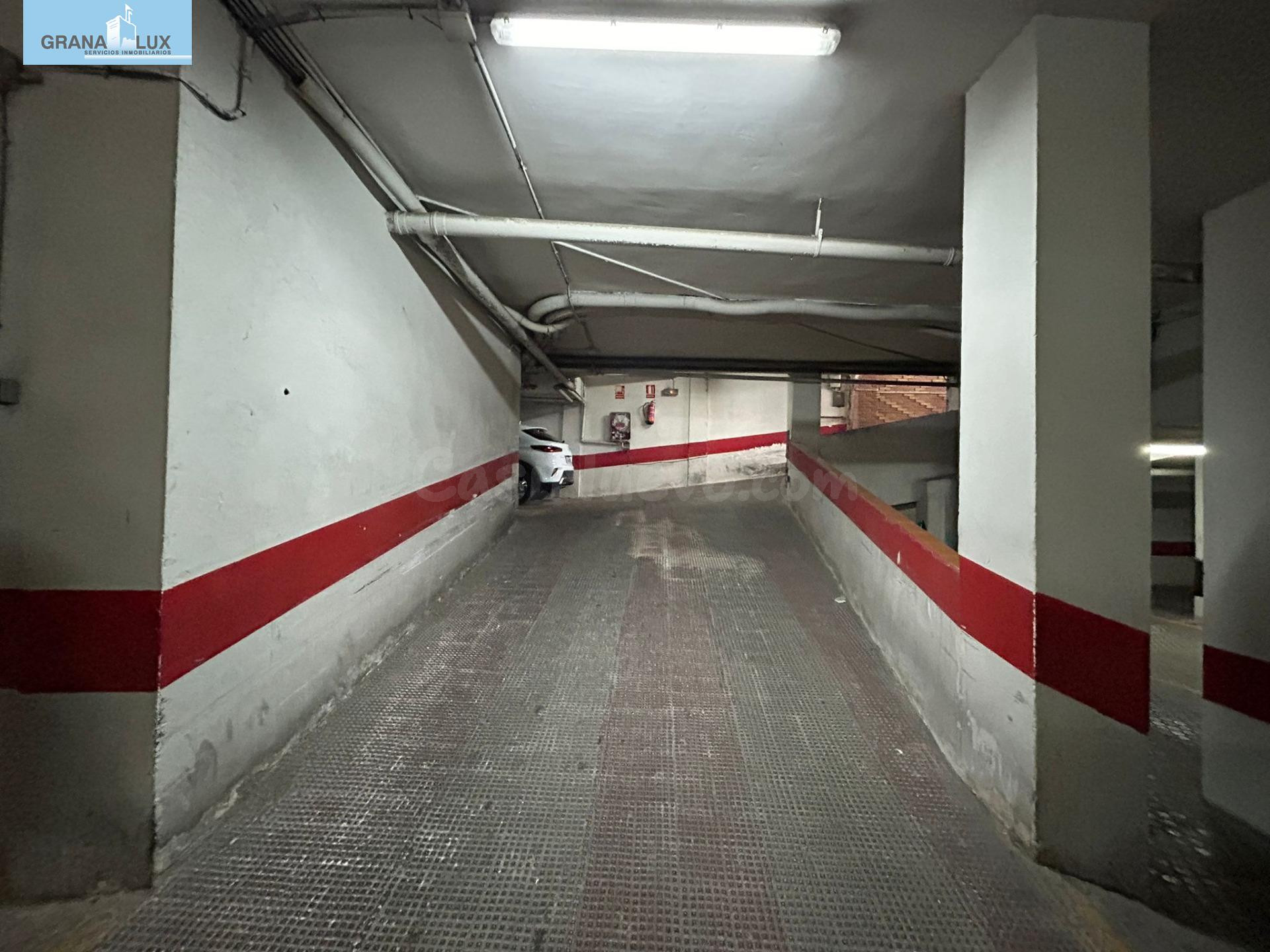 Plaza de garaje y trastero en Pajaritos - foto 5