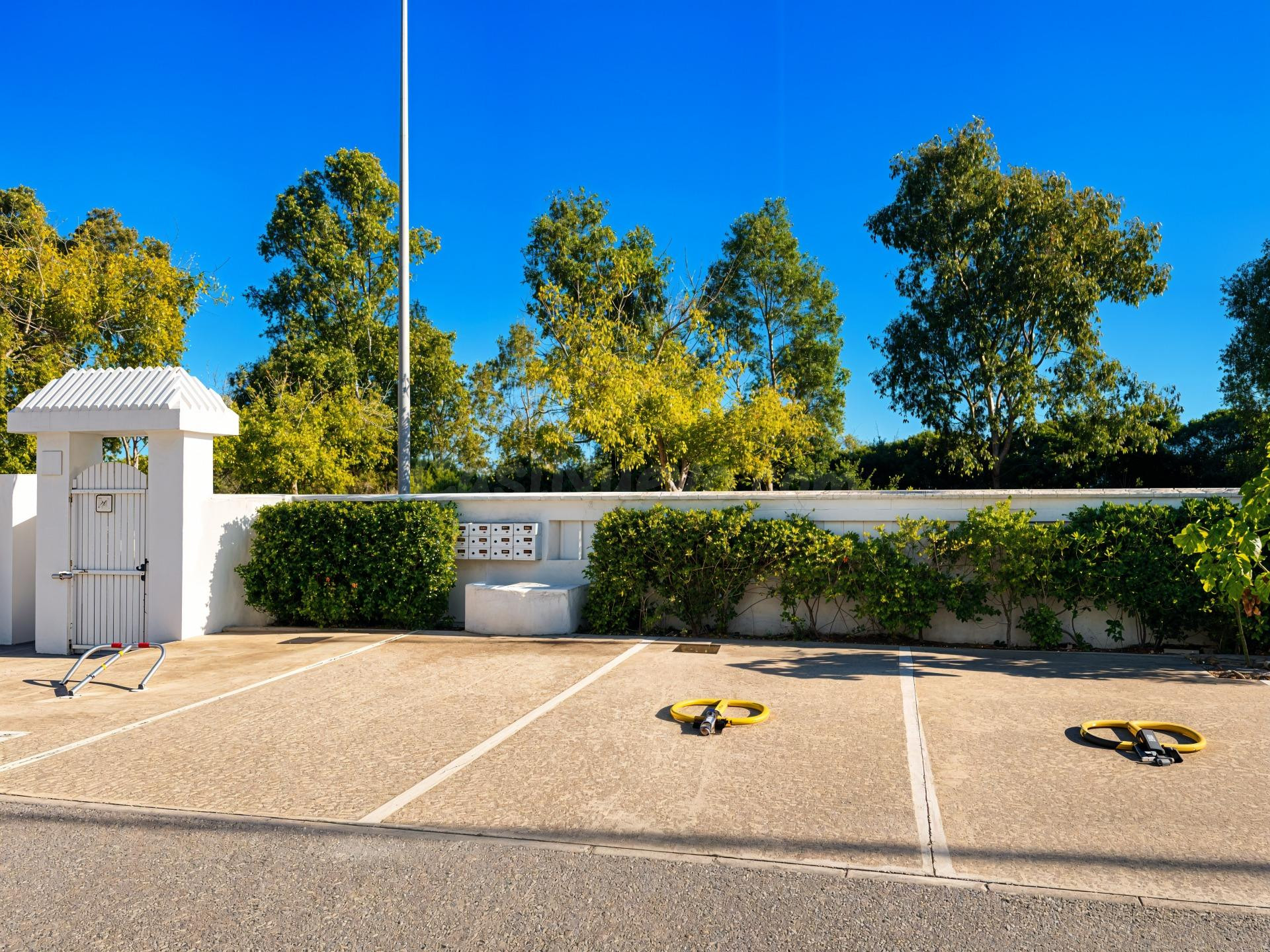 PLAZA DE GARAJE EN TAYMAR - foto 4