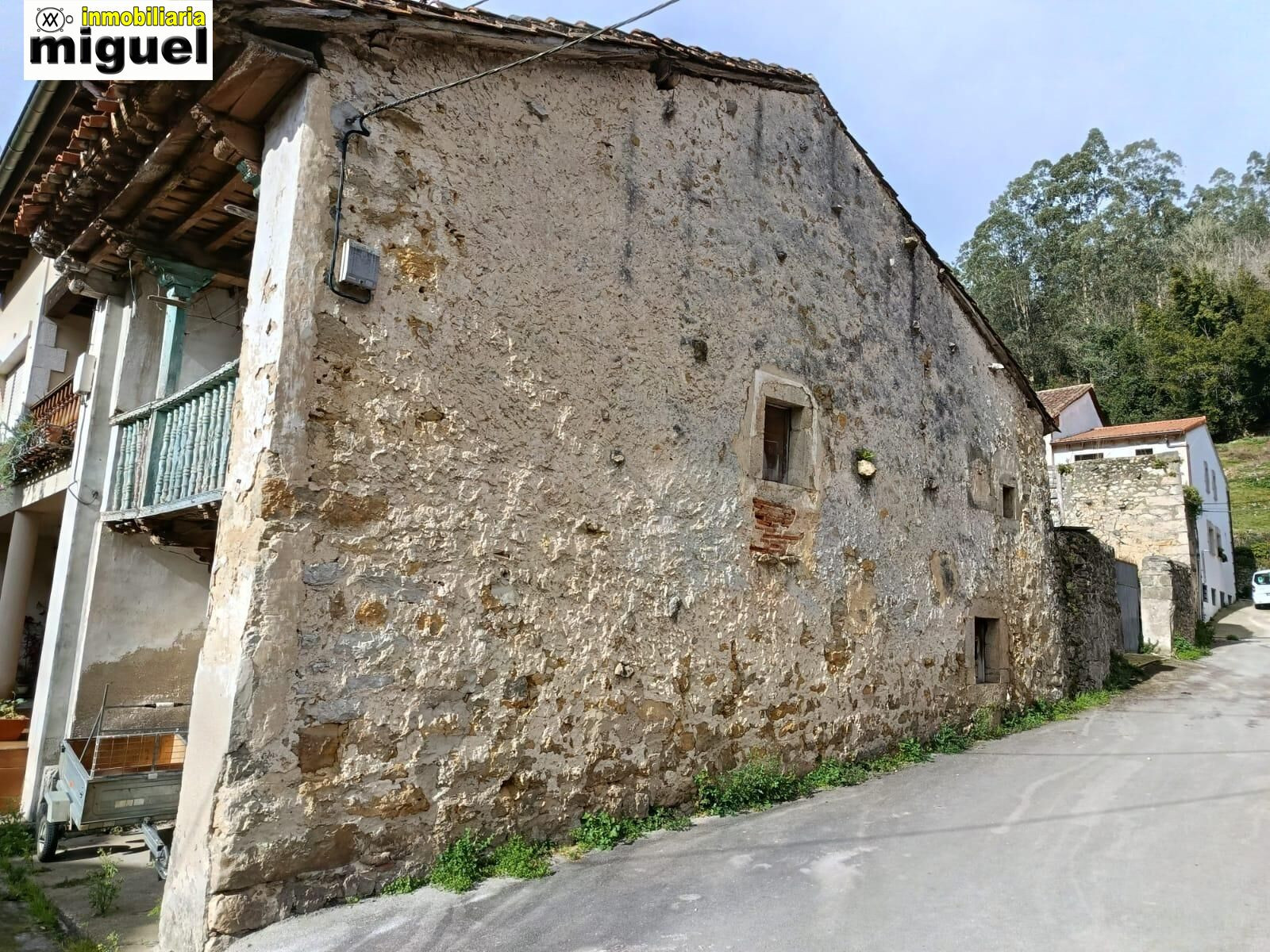 Se vende casa para reformar en Molleda - foto 2