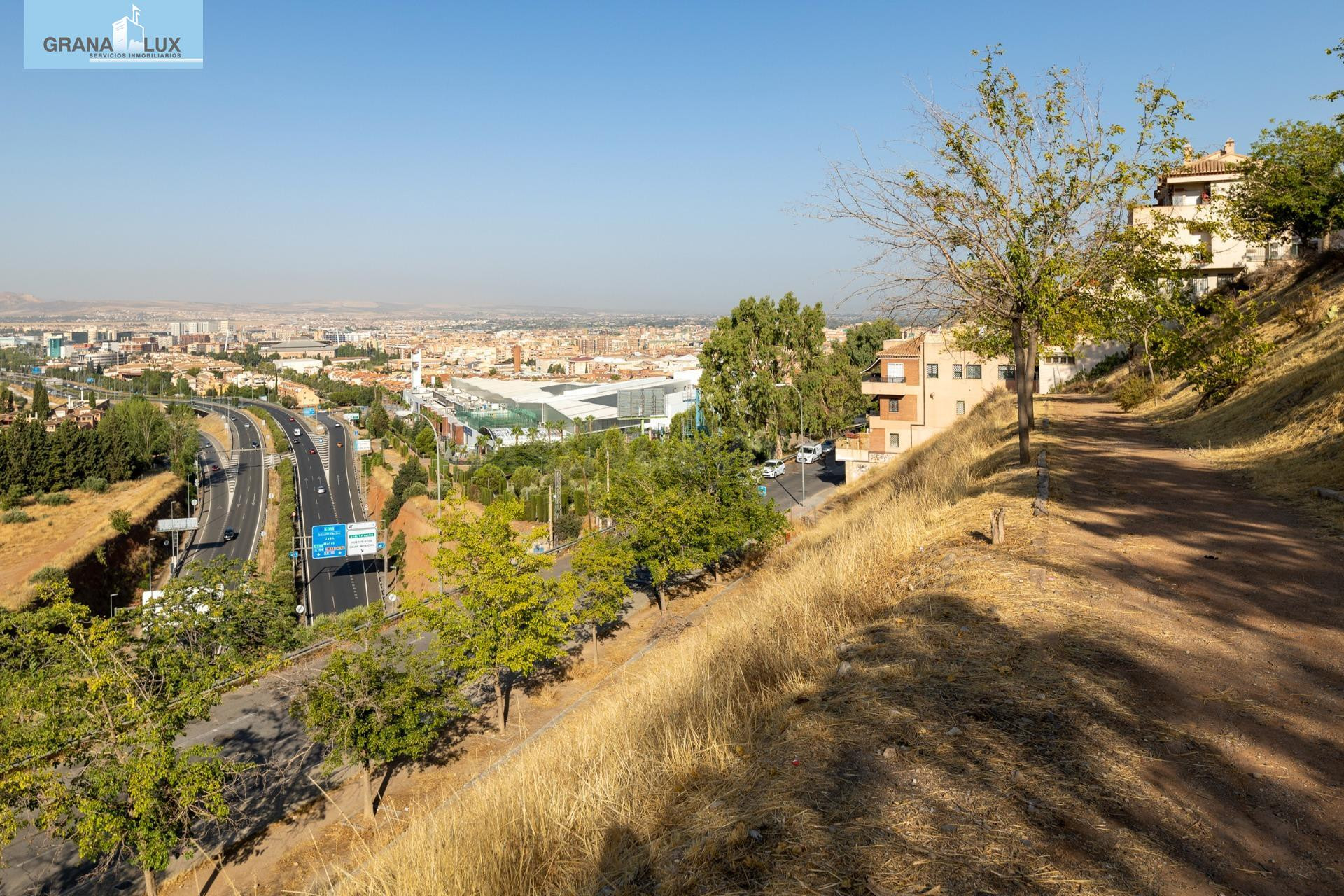 Solar con proyecto en una de las mejores zonas de Granada - foto 4
