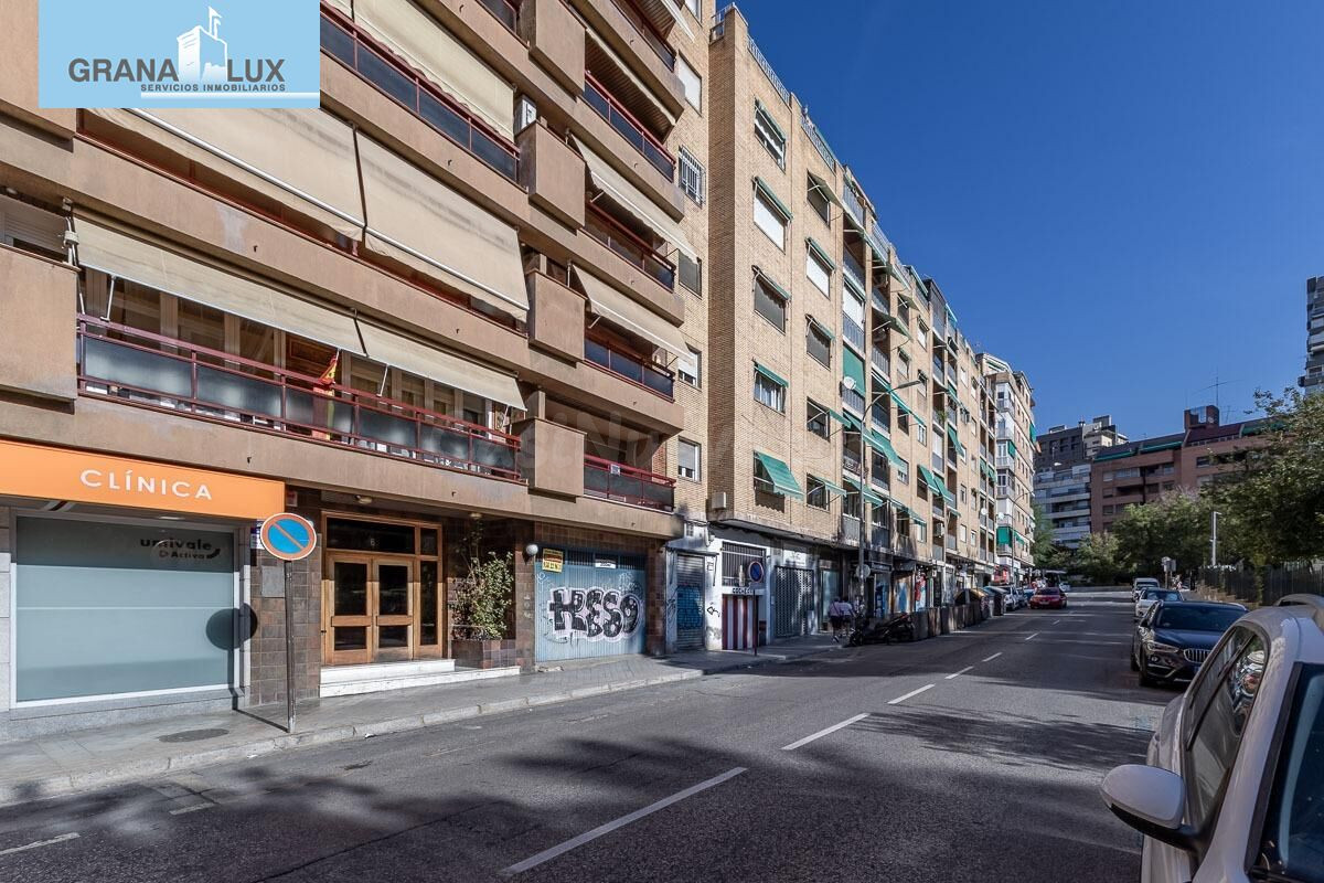 TRASTERO EN VENTA JUNTO CONSTITUCIÓN - foto 2