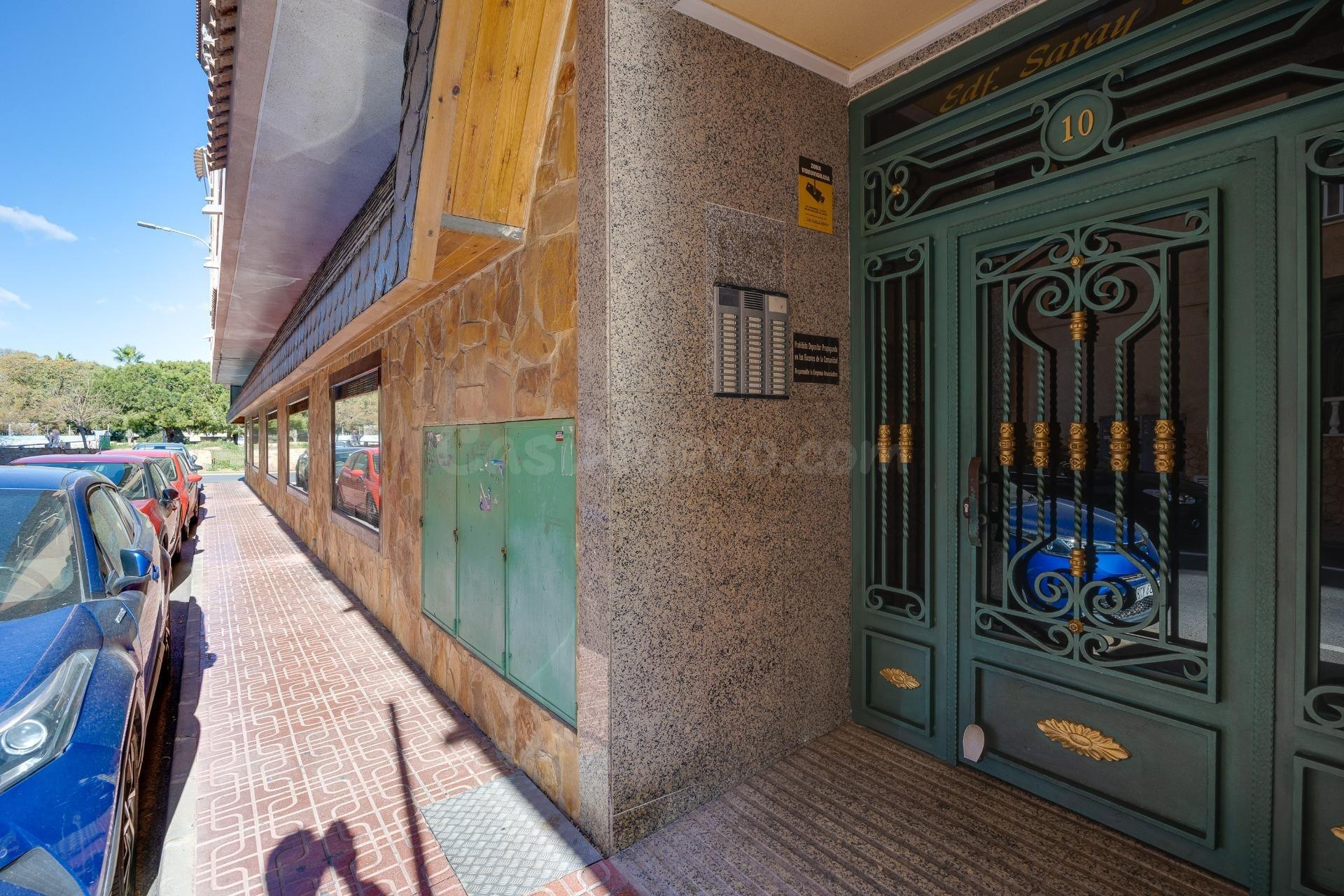 Oportunidad en Torrevieja a solo 300 metros de la Playa del  - foto 5