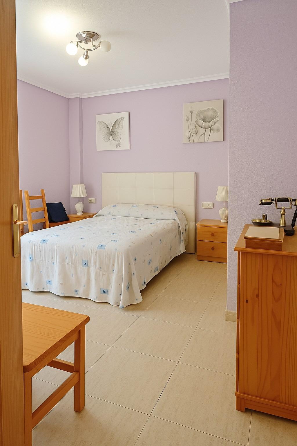 ¡Un hermoso apartamento de 2 dormitorios en el corazón de Torrevieja a un precio excelente! - foto 5