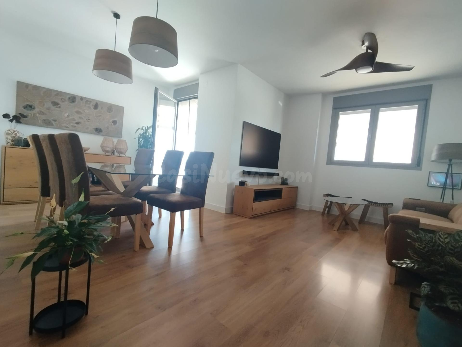 Exclusivo ático dúplex de diseño, luz y confort con dos terrazas - foto 3