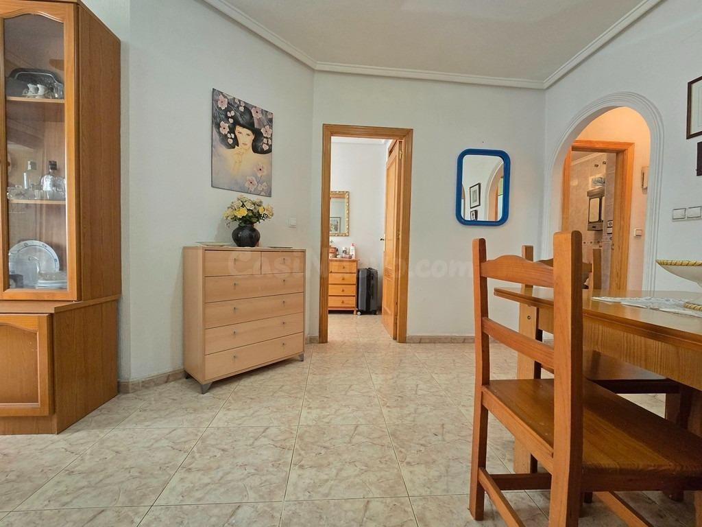 Apartamento para entrar a vivir en el centro de Torrevieja - foto 4