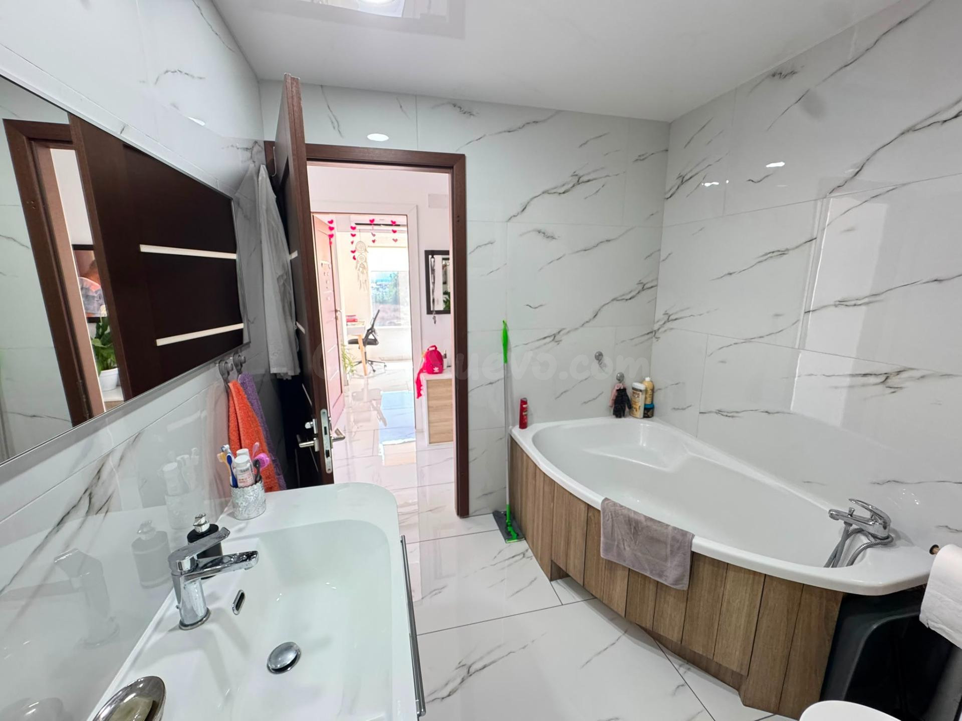 Apartamento Reformado en Los Frutales, Torrevieja - foto 5
