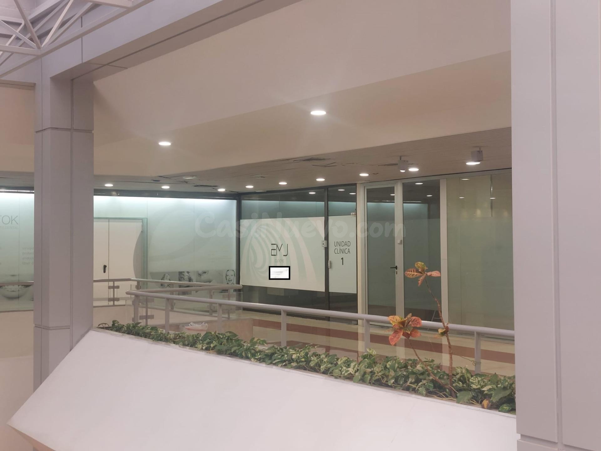 Oportunidad de Inversión en Local Comercial en el Corazón de - foto 2