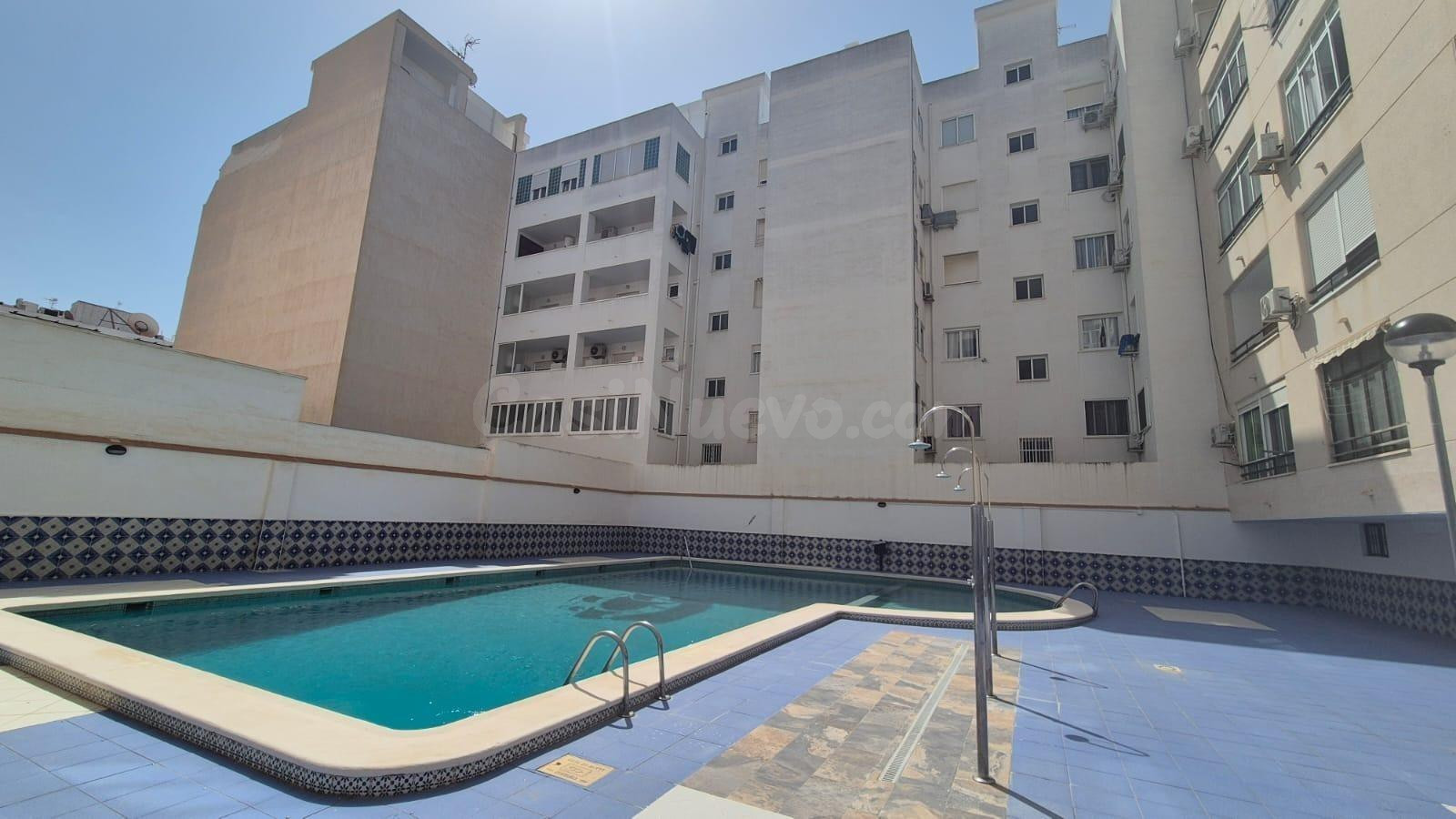 GRAN APARTAMENTO CON PISCINA ENTRE LA PLAYA DEL CURA Y PLAYA DE LOS LOCOS , INVERSION IDEAL.