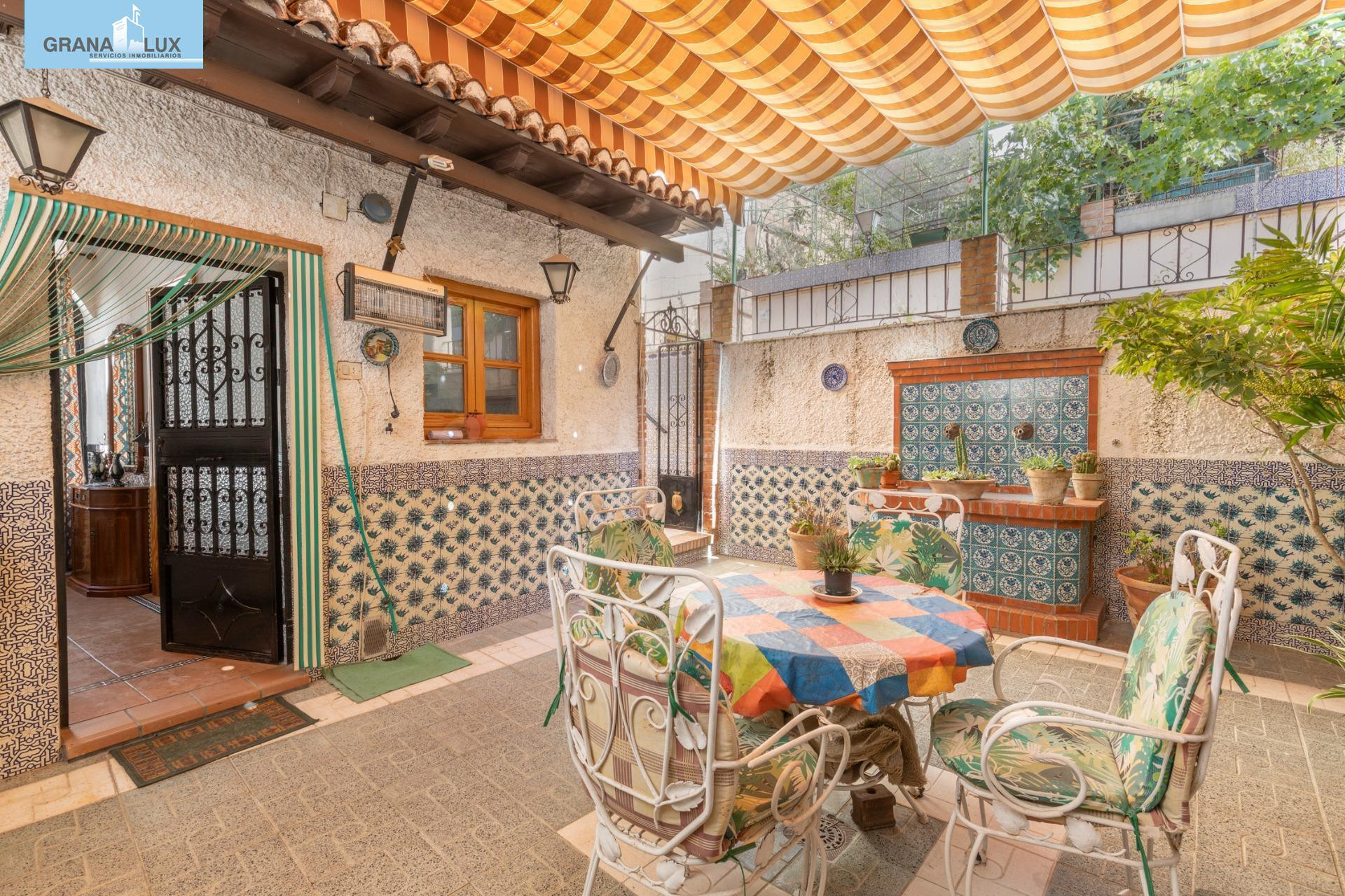 PRECIOSA CASA EN EL BARRIO DEL ALBAICÍN - foto 2