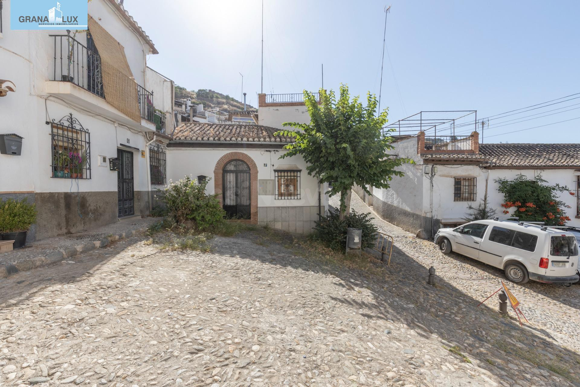 PRECIOSA CASA EN EL BARRIO DEL ALBAICÍN - foto 4