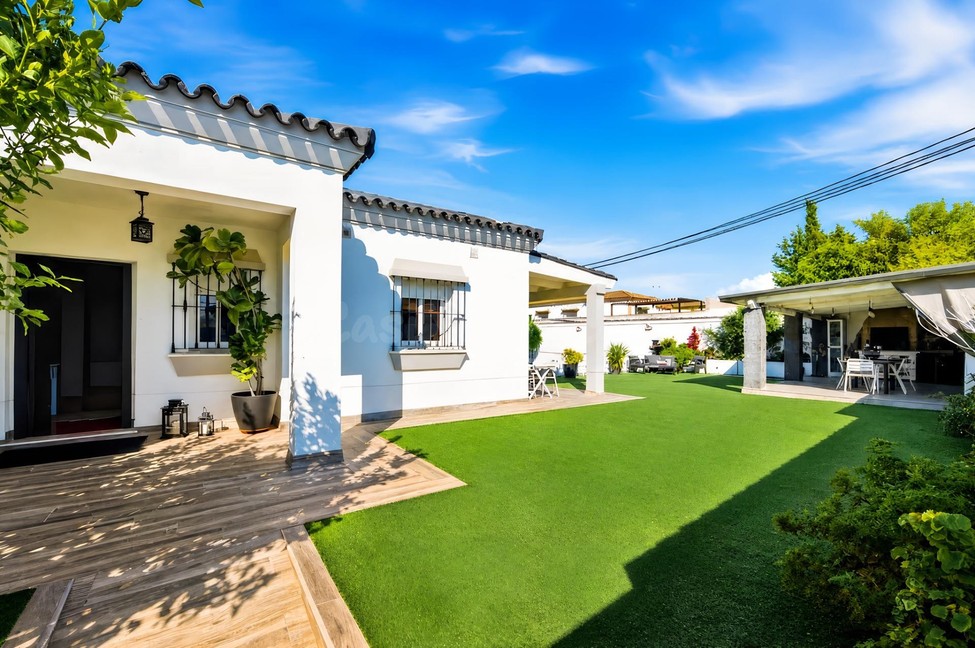 Tu paraíso privado en el Pinar de los Franceses: chalet con  - foto 3