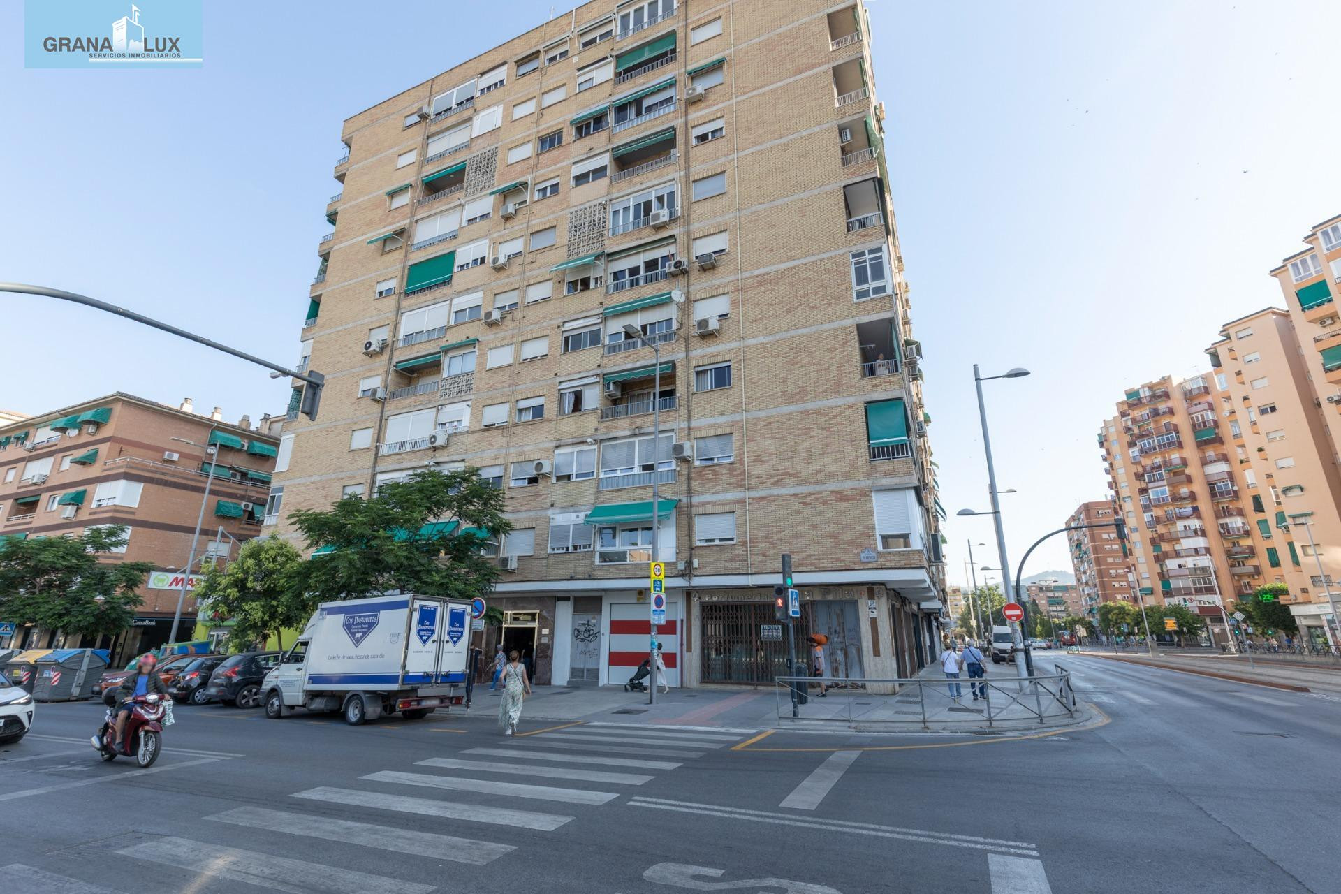 Fantástico piso en calle Palencia - foto 2