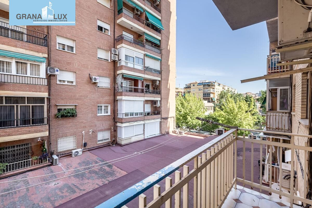 Piso de 3 dormitorios con terraza en plena zona Fontiveros - foto 4
