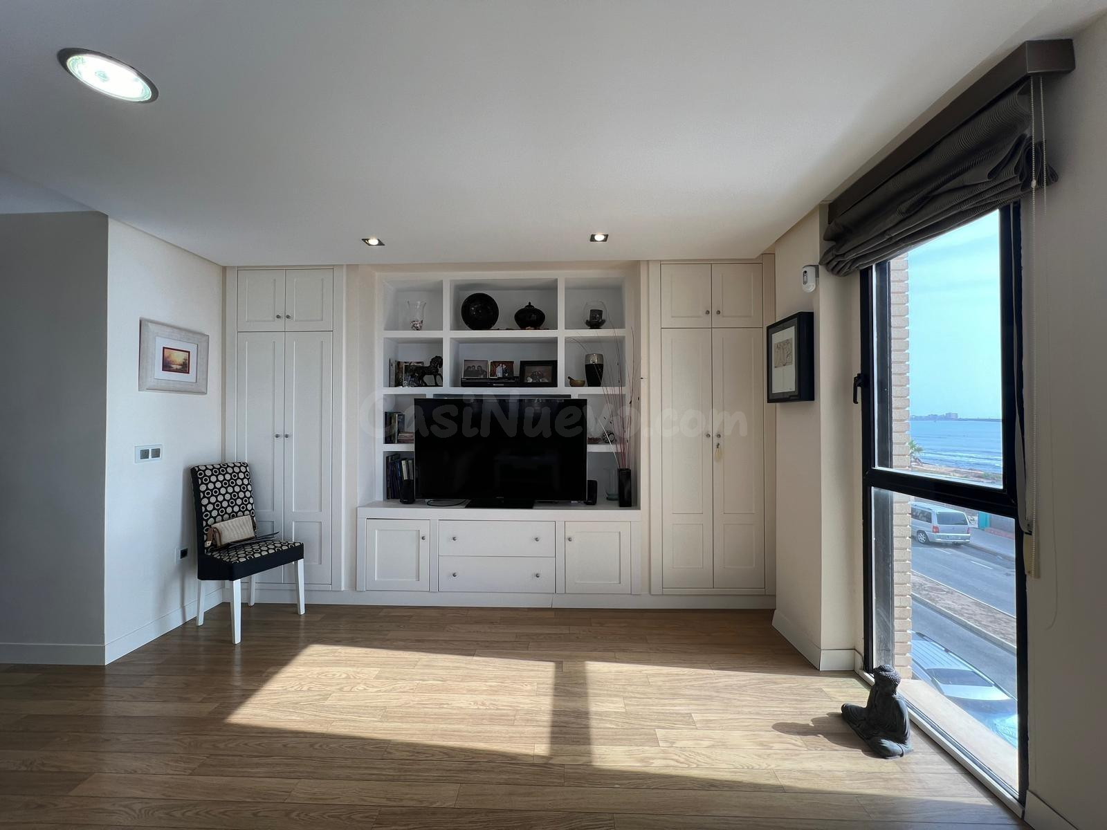 PRECIOSO APARTAMENTO DE 2 DORMITORIOS EN PRIMERA LÍNEA DE MAR AZUL CON VISTAS DIRECTAS AL MAR!!! - foto 5