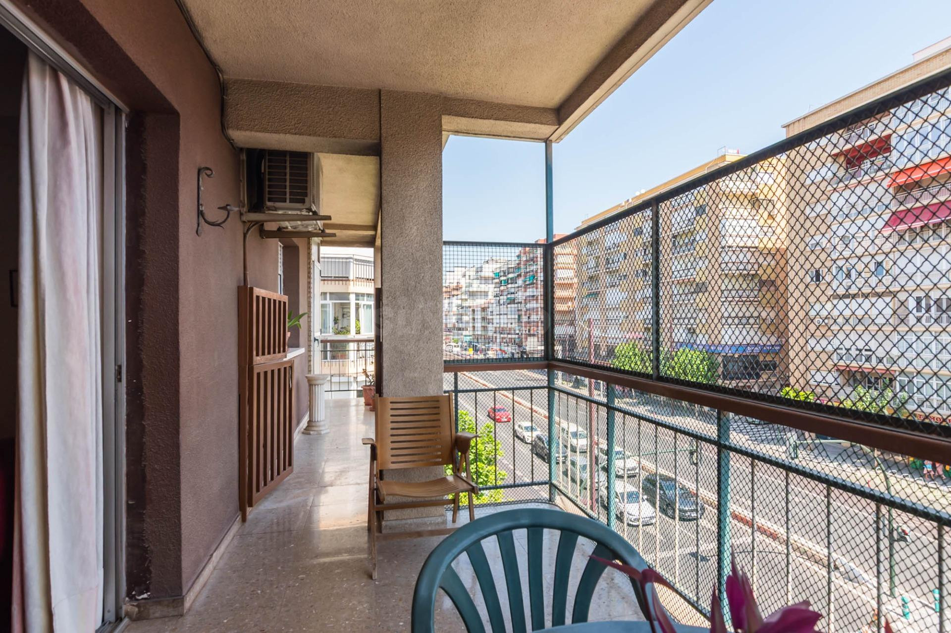 PISO CENTRICO JUNTO RONDA NORTE - foto 4