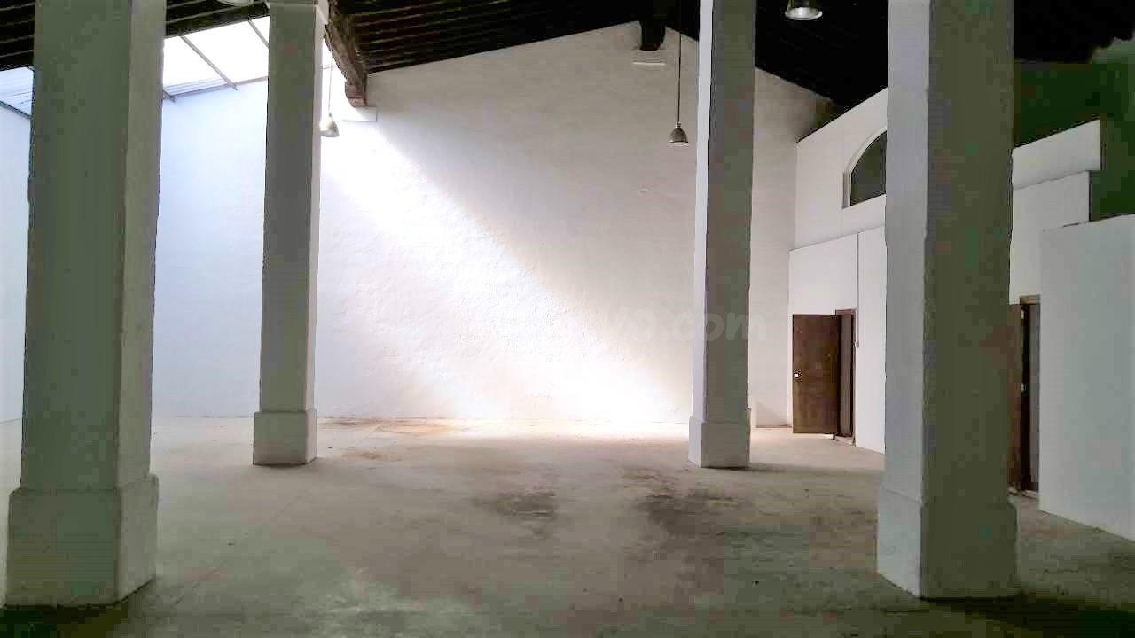 Amplia Bodega en el Centro de Jerez de la Frontera por 280.000€ - foto 2