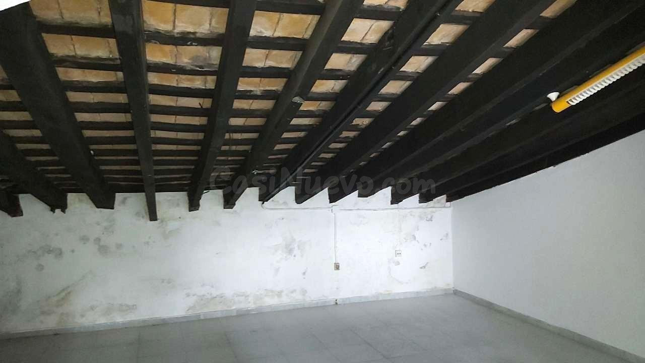 Amplia Bodega en el Centro de Jerez de la Frontera por 280.000€ - foto 3