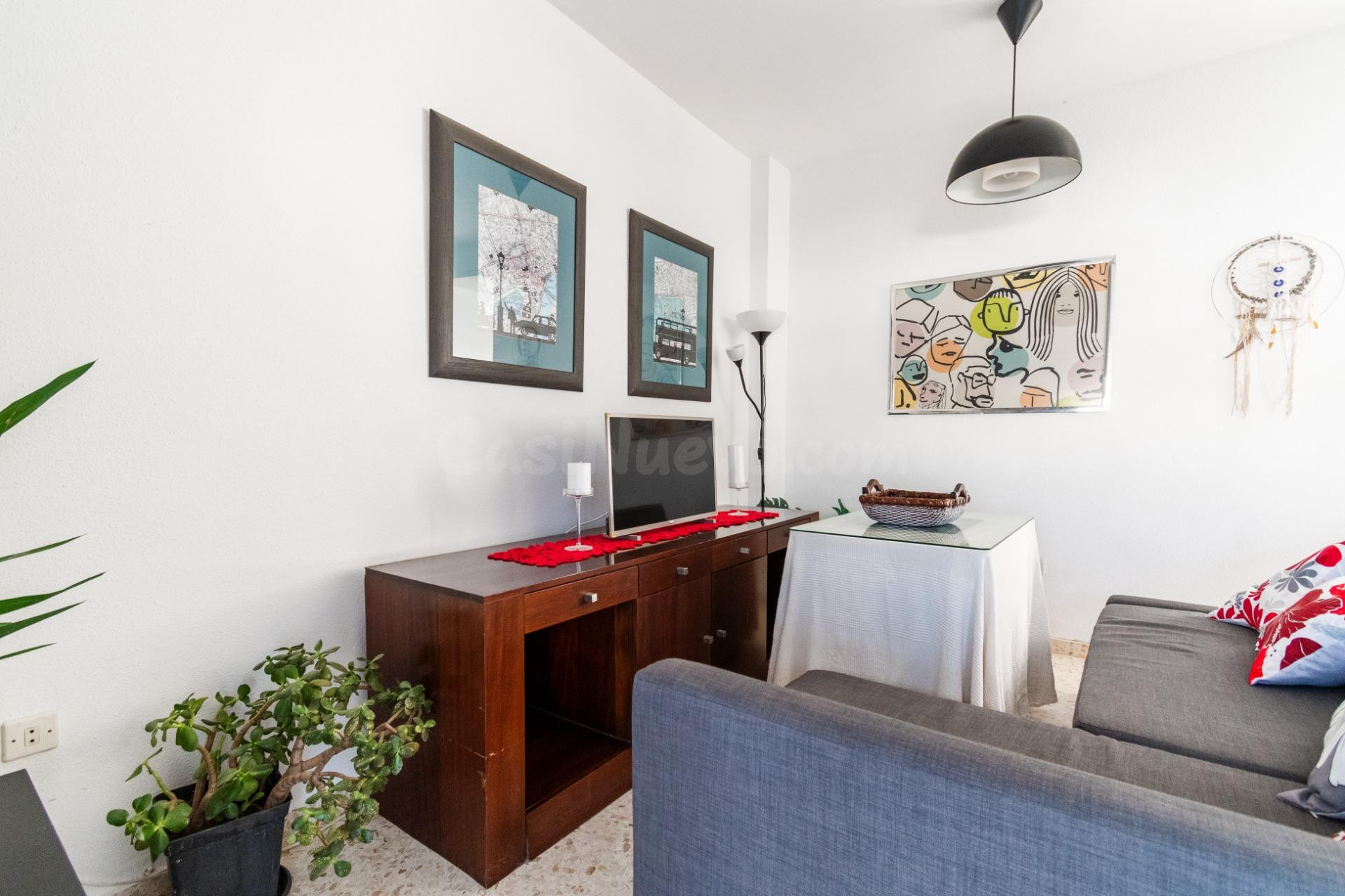 Se Alquila DUPLEX En Urb Adarves (Zona el Retiro) - foto 3