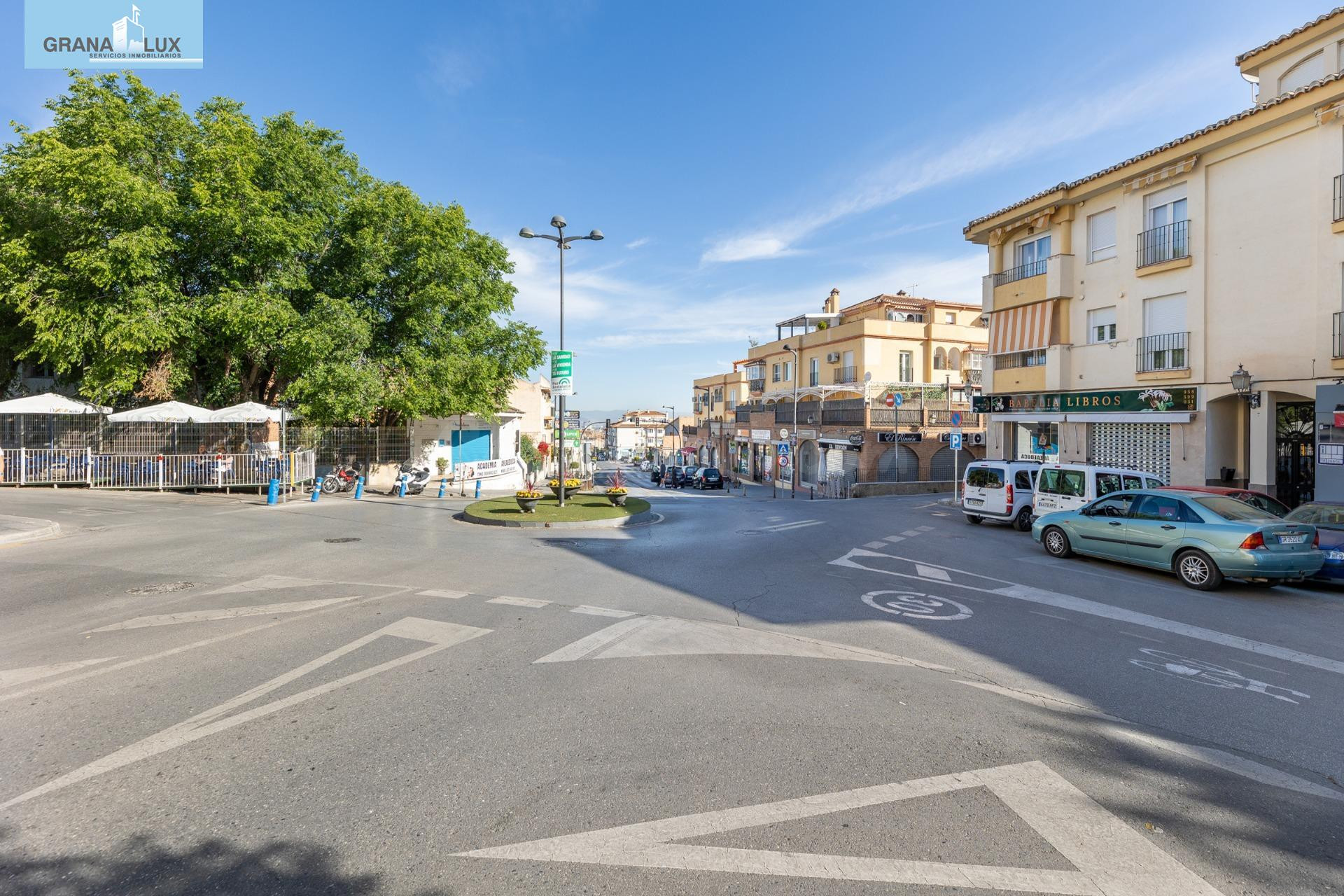 LOCAL COMERCIAL CON 100M2 EN LA ZUBIA - foto 2