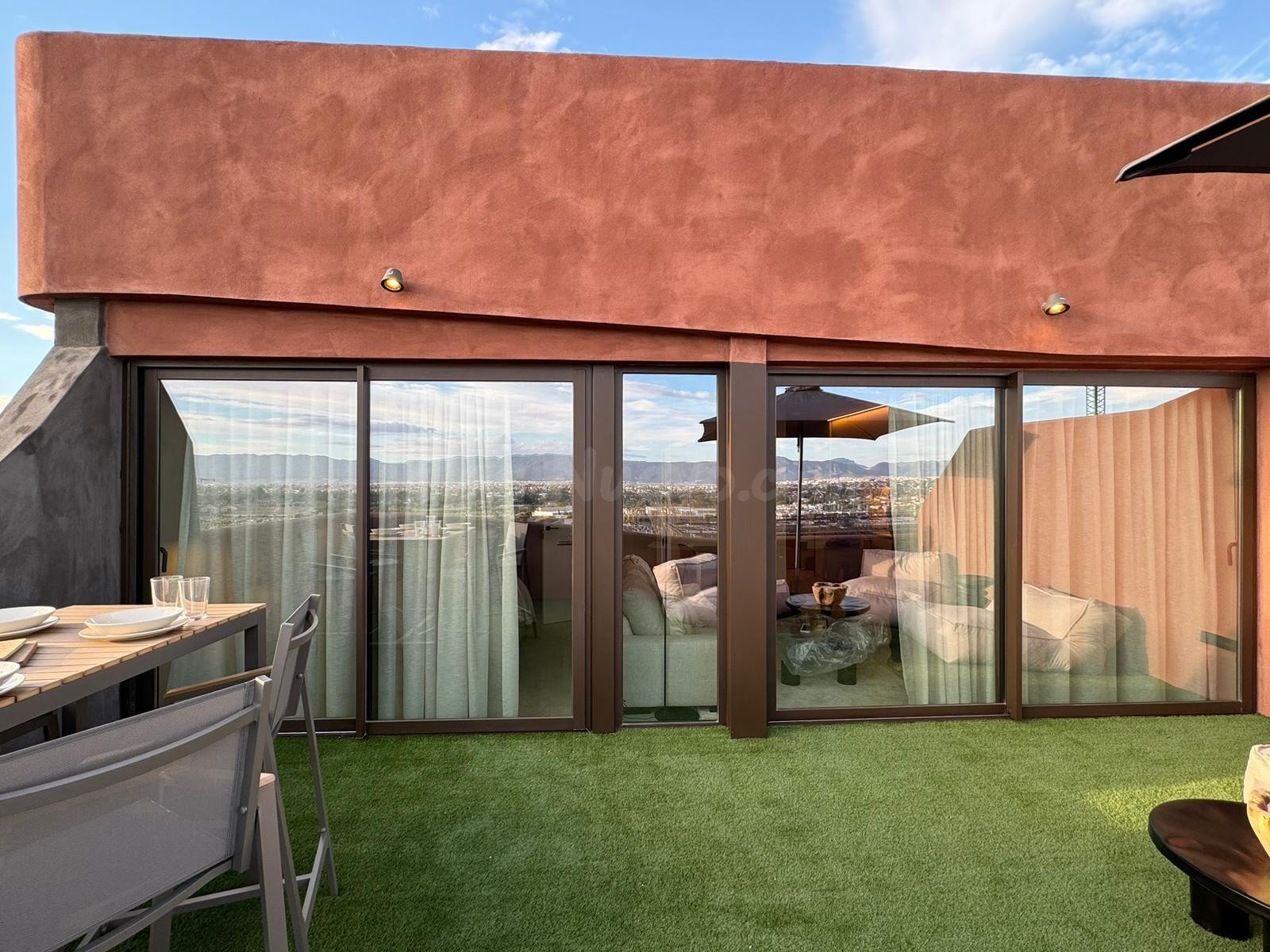 ATICO NUEVO EN GUADALUPE CON PISCINA COMUNITARIA Y GARAJE - foto 2
