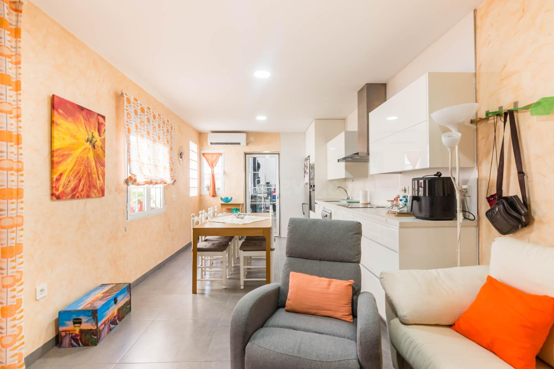 Amplia Casa en Algezares, Murcia - Ideal para Familias - foto 5